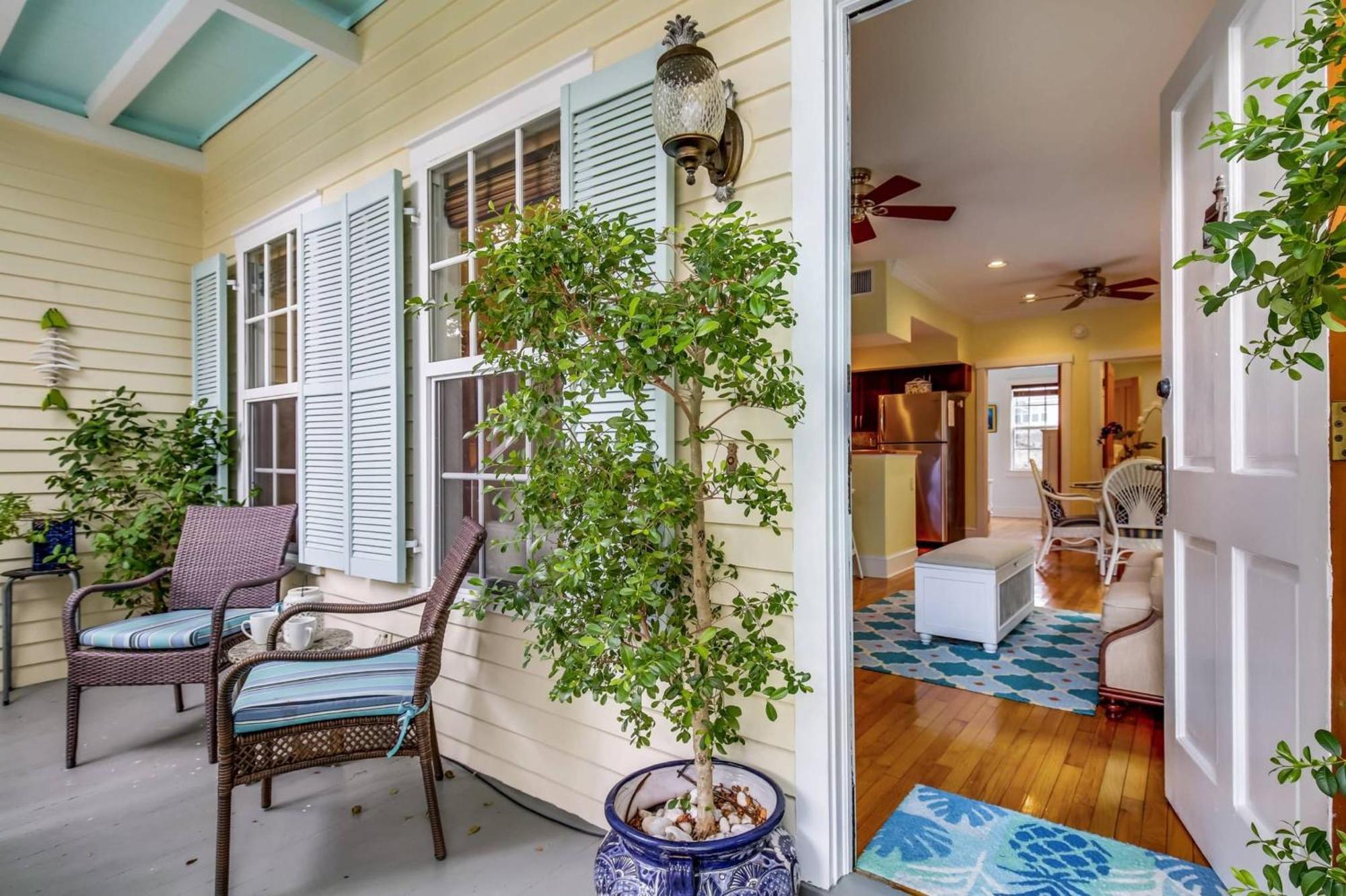 Tumis Time Out By Avantstay Heart Of Old Town W Shared Pool Month Long Only Key West