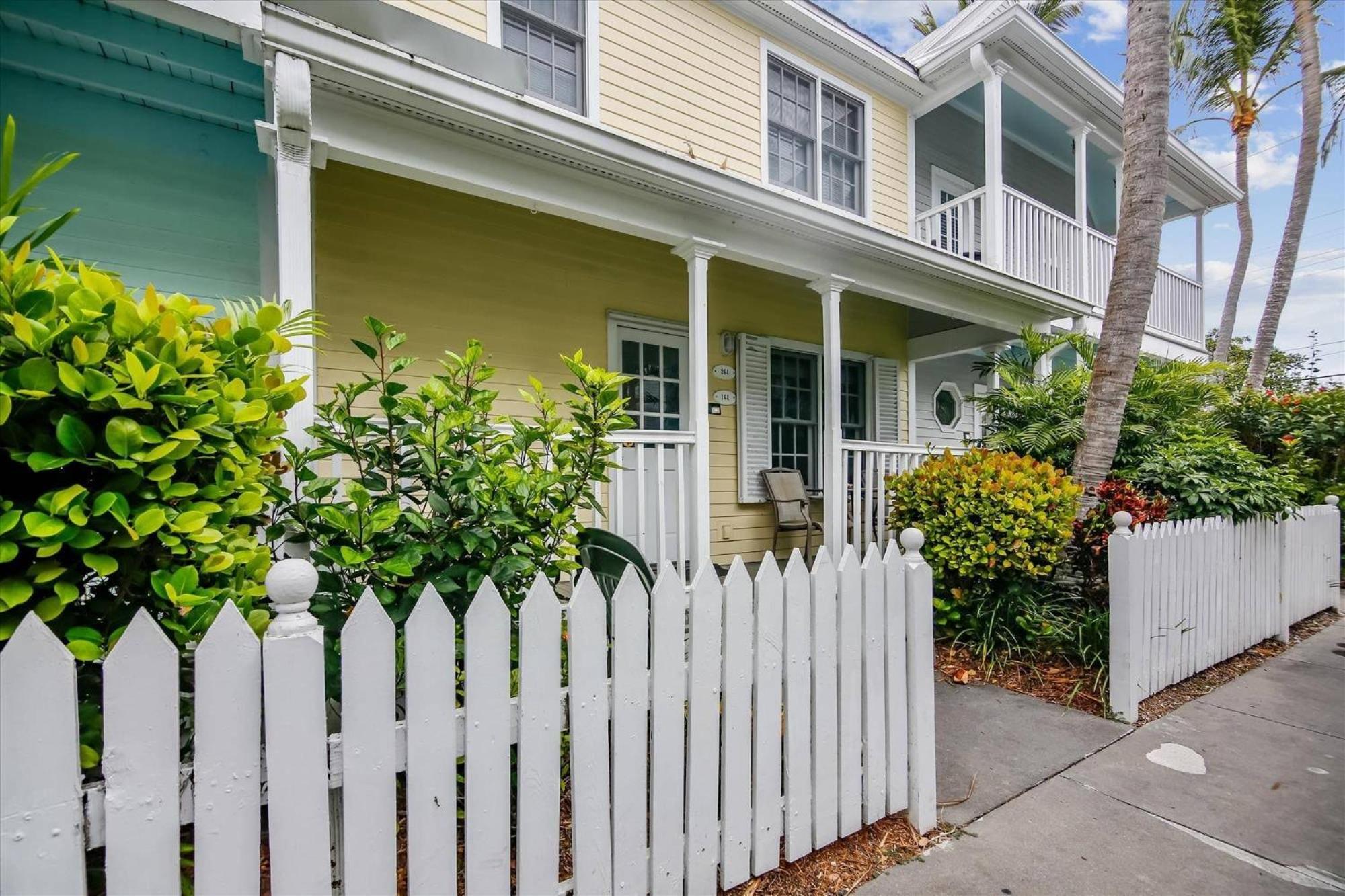 Always Your Paradise By Avantstay Shared Pool Near Zachary Week Long Only * Key West