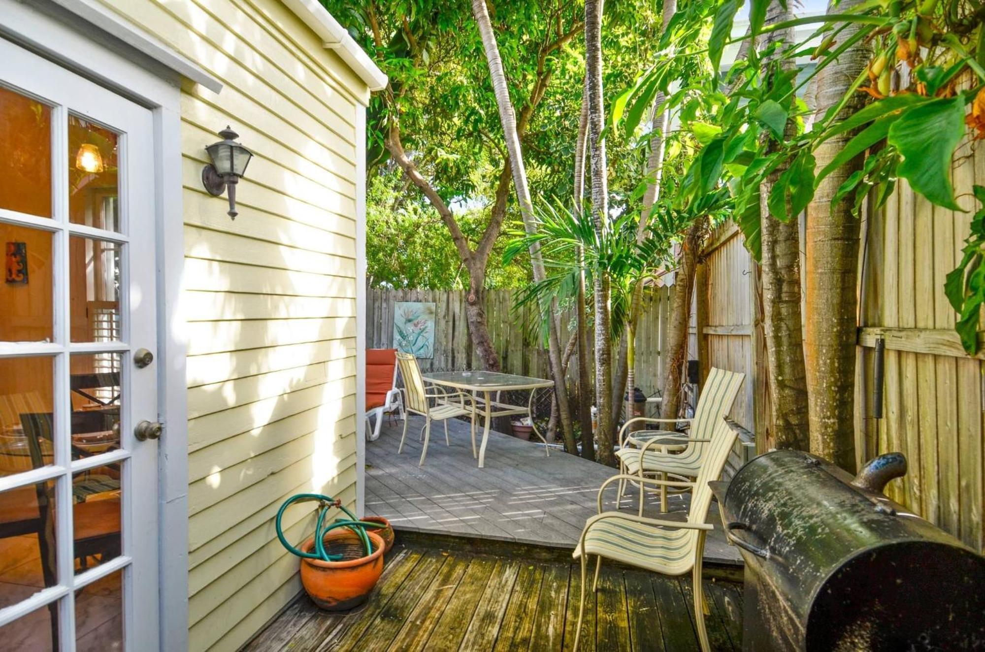 Key Lime Pie By Avantstay Ideal Location W Splash Pool Out Door Dining Month Long Only *