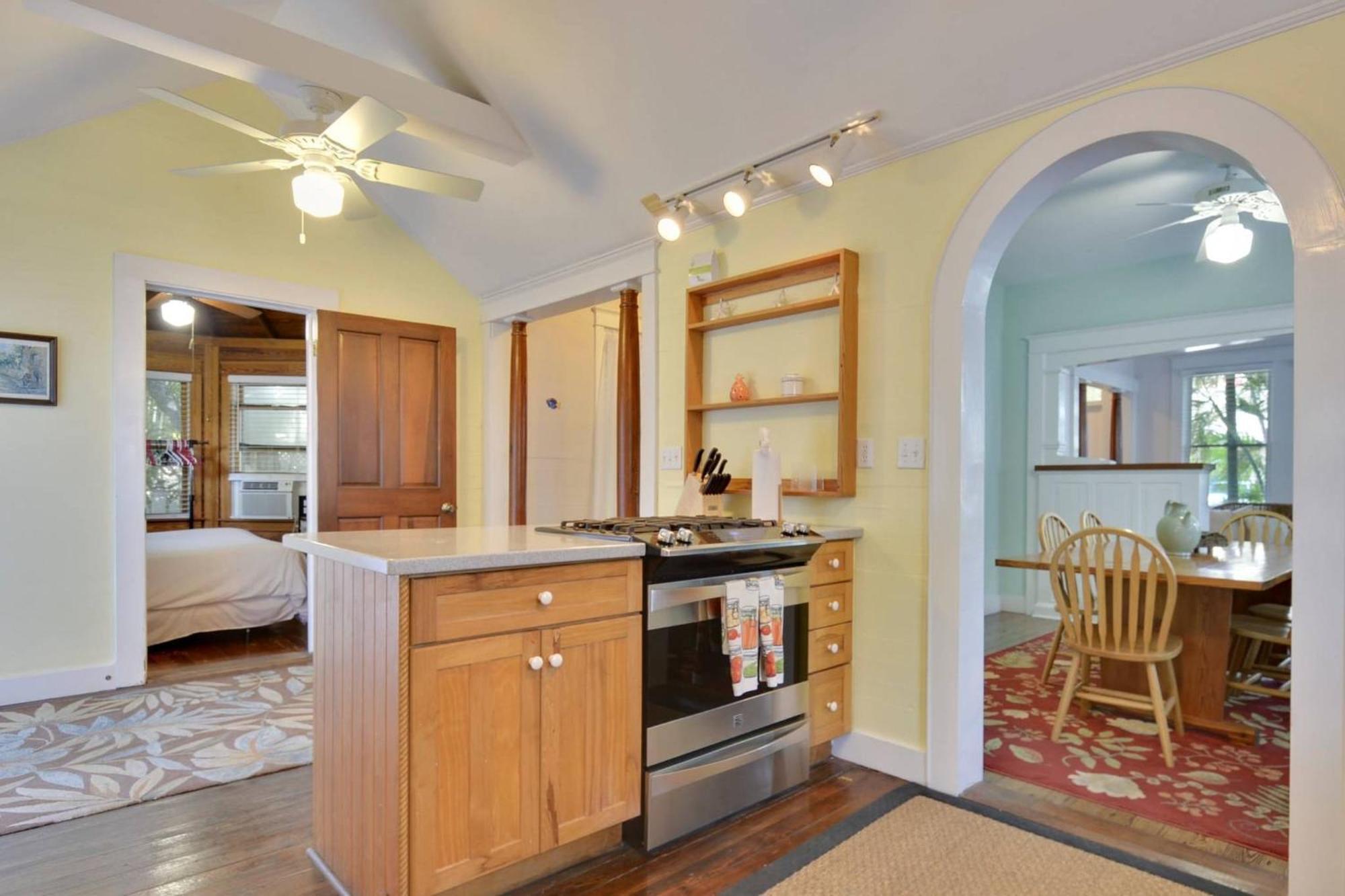 Holiday home First Breath By Avantstay Close To Old Town W Pool Month Long Only Key West