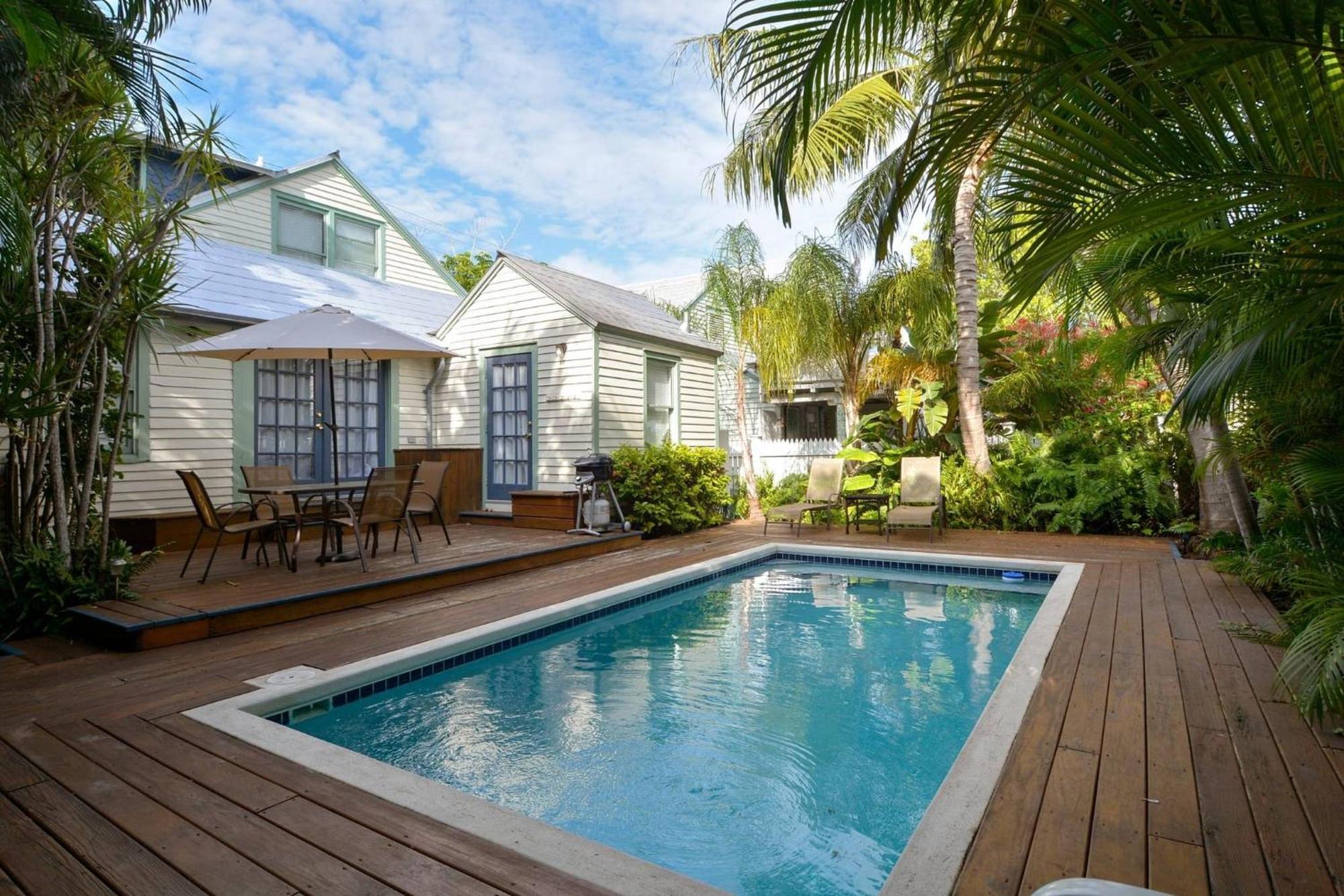 First Breath By Avantstay Close To Old Town W Pool Month Long Only Key West