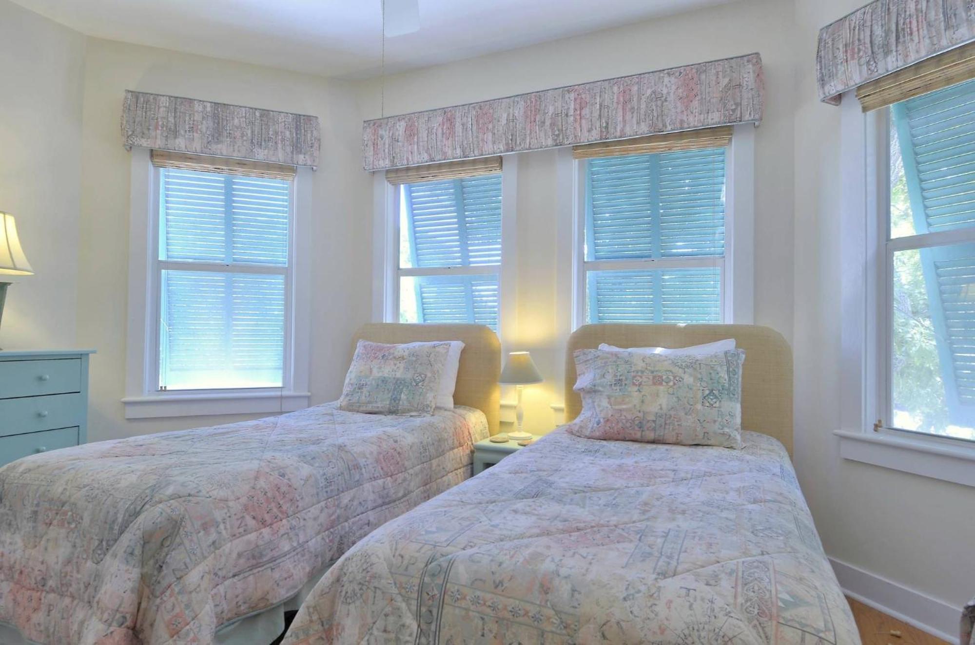 Tropical Dreaming By Avantstay 4 Blks To Private Pool * Key West