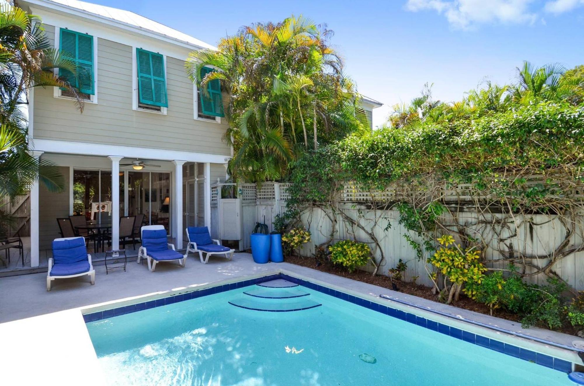 Tropical Dreaming By Avantstay 4 Blks To Private Pool Holiday home Key West