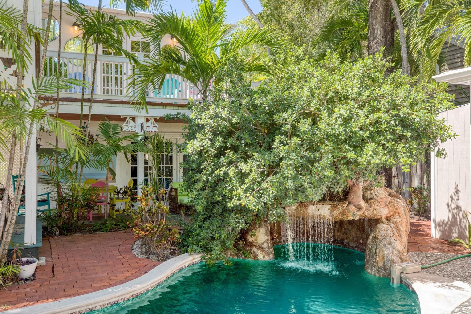 Holiday home Boat House By Avantstay Character Location W Shared Pool Month Long *