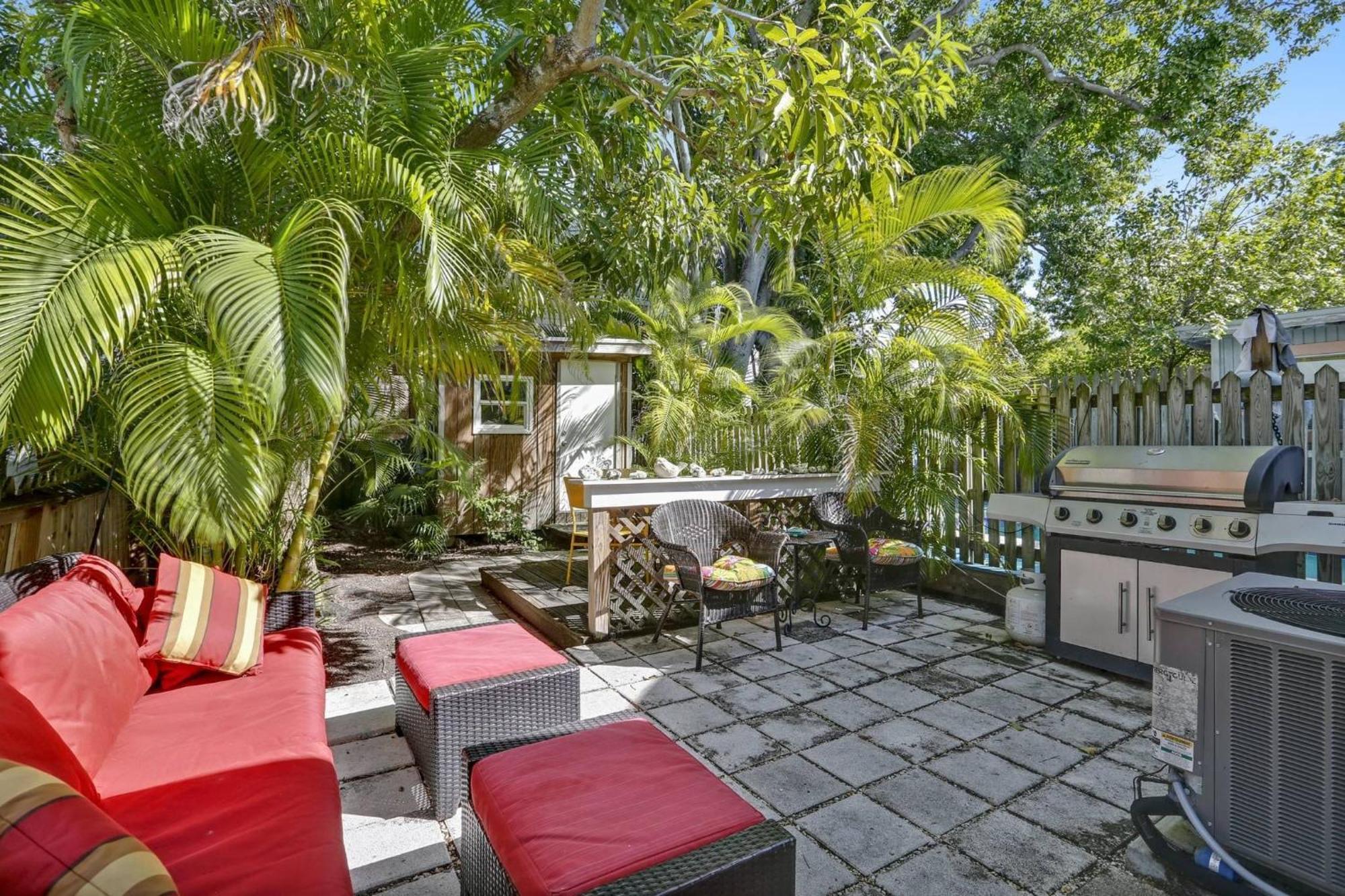 La Casita By Avantstay Steps To Duval Street In Month Long Only Key West