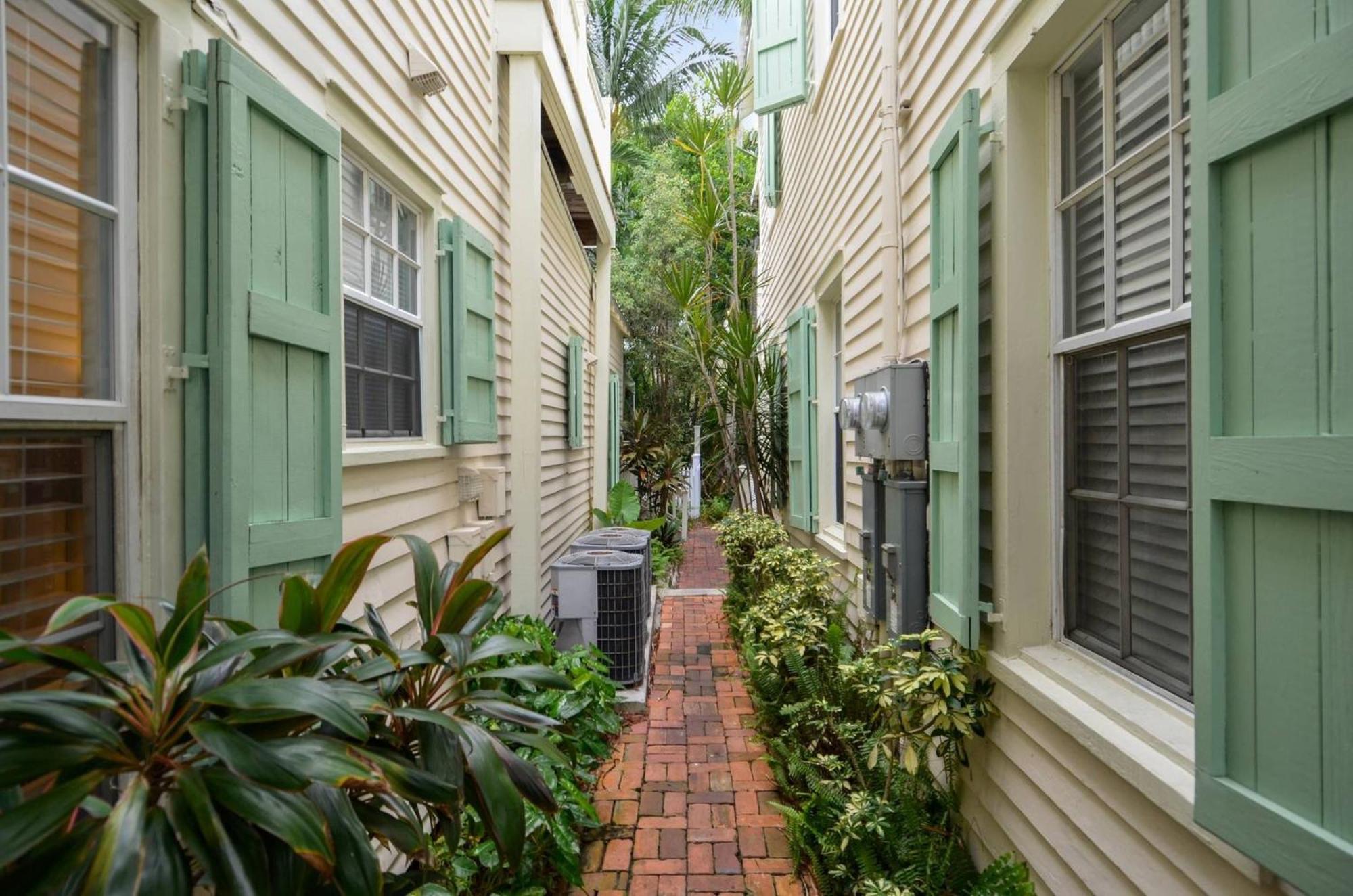 Holiday home Paradise Place By Avantstay Old Town W Shared Pool Key West