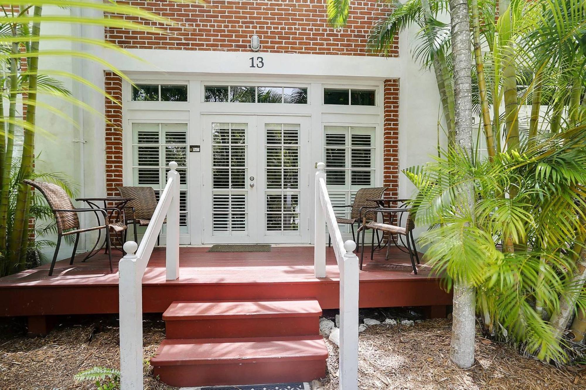 Found By Avantstay Close To Shops W Patio Shared Pool Week Long Only * Key West