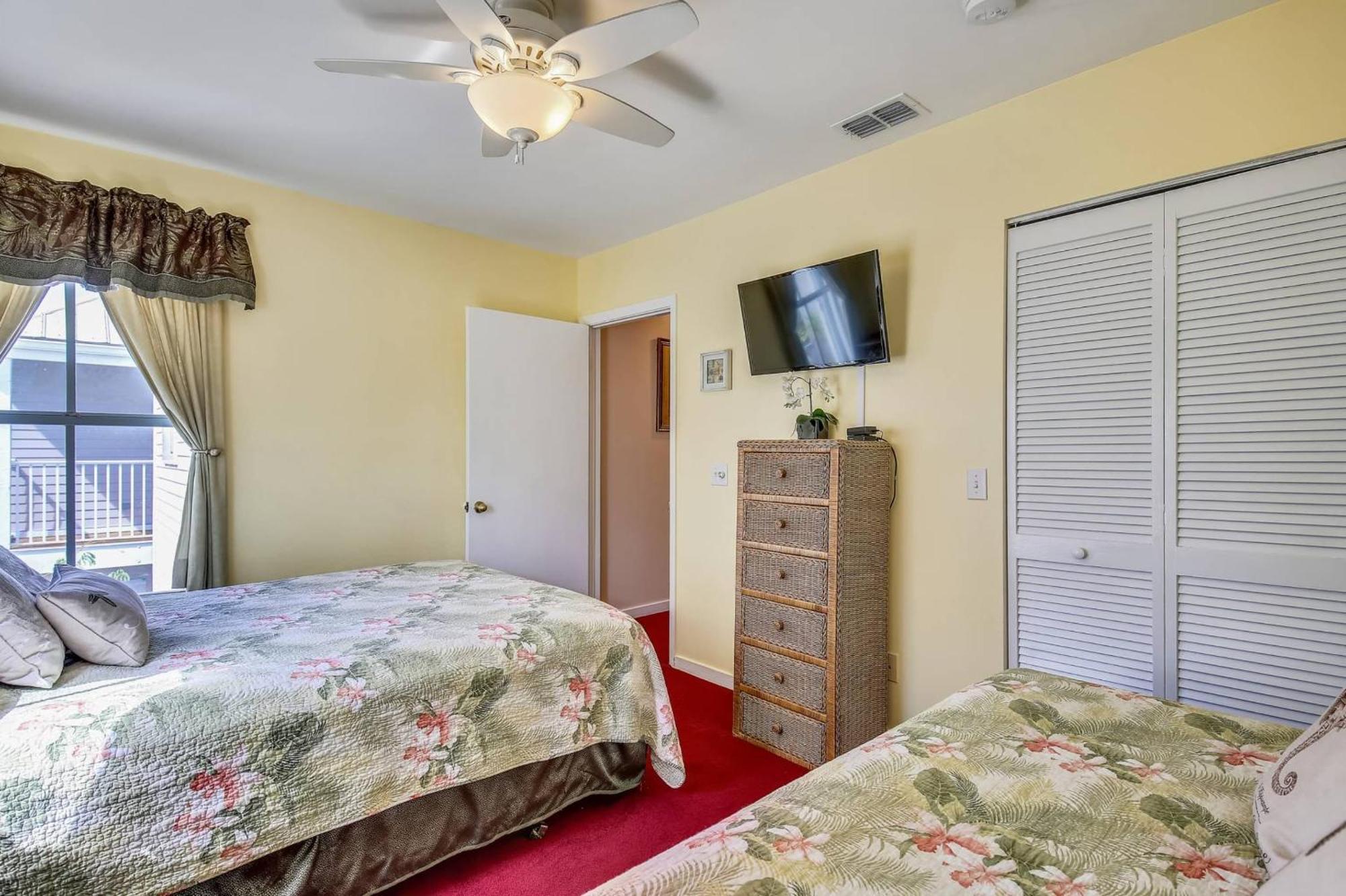 Duval Sea Turtle By Avantstay Great Location Close To Shops Shared Pool Holiday home