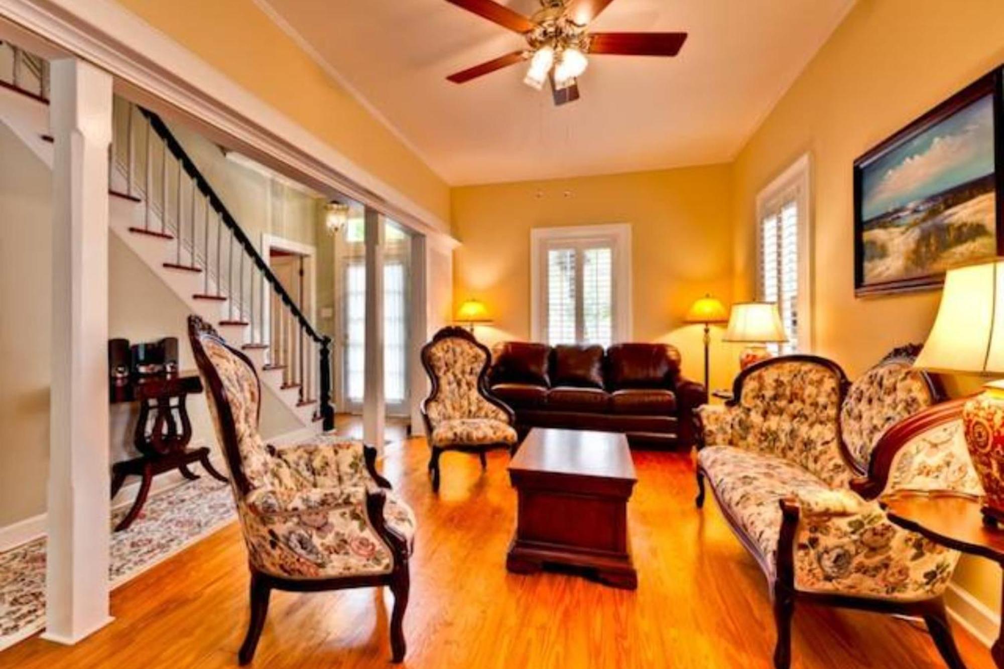 Casa De Rosalie By Avantstay Great Location W Pool Bbq Outdoor Dining Month Long Only