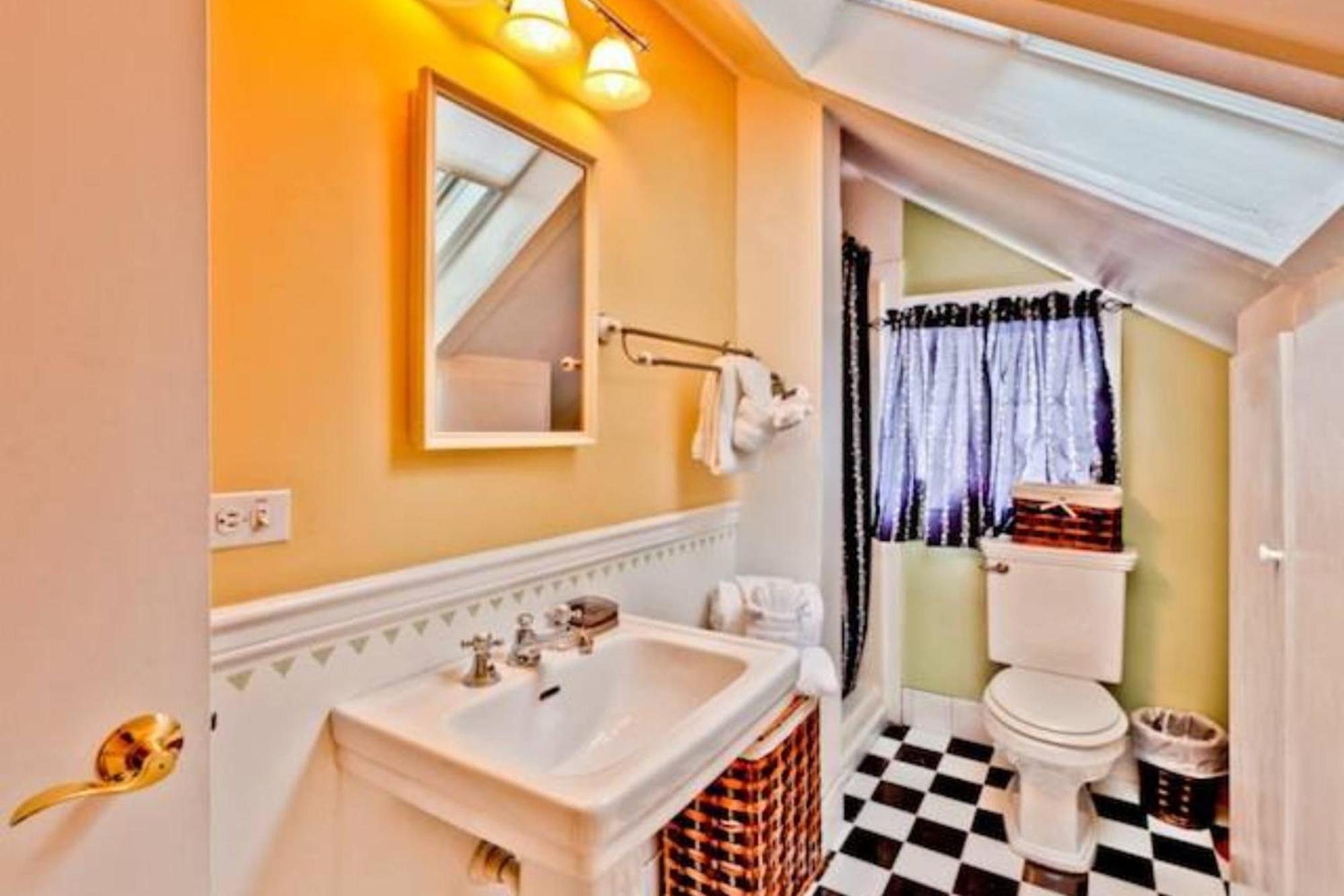 Casa De Rosalie By Avantstay Great Location W Pool Bbq Outdoor Dining Month Long Only Key West
