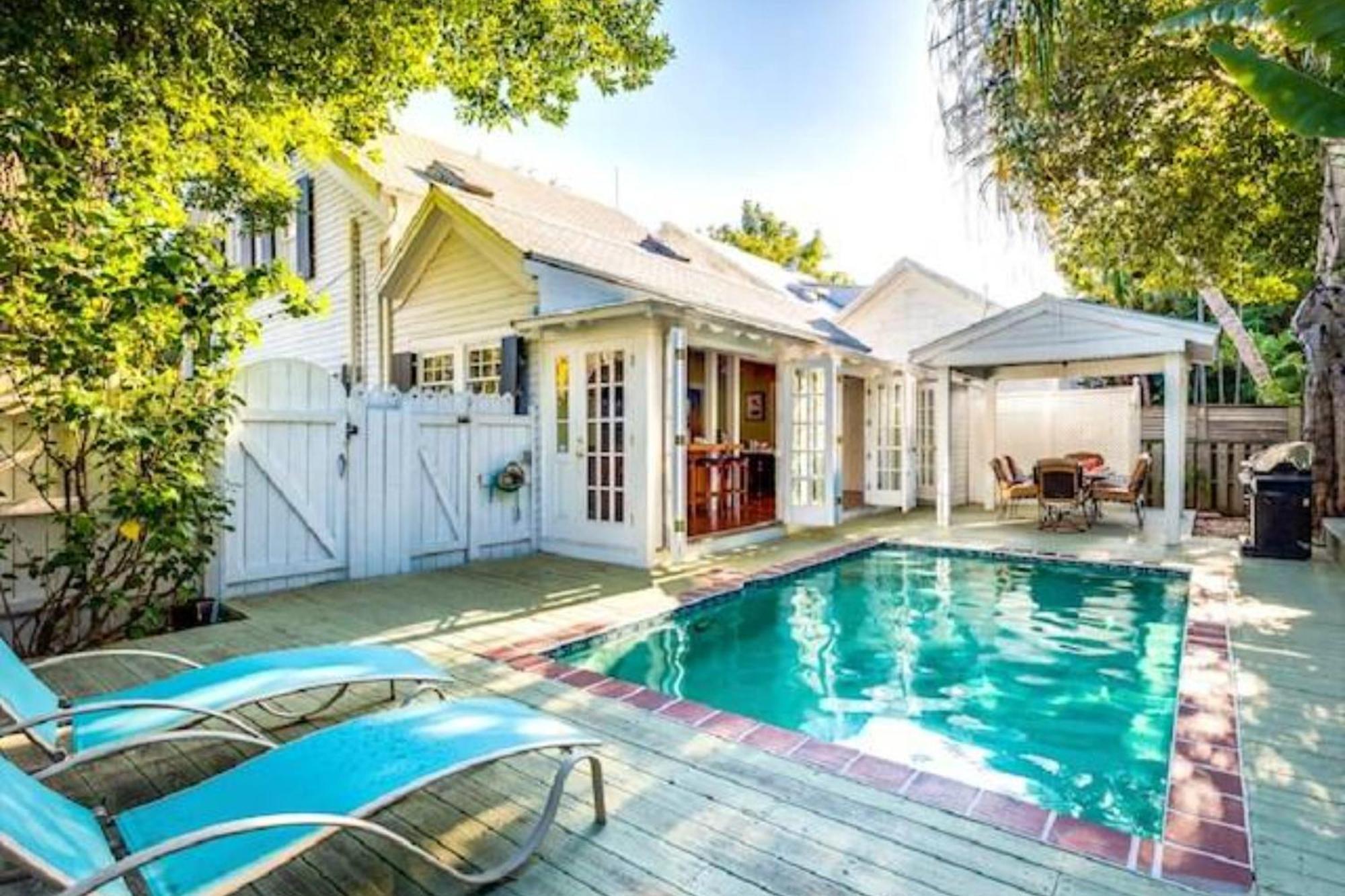 Casa De Rosalie By Avantstay Great Location W Pool Bbq Outdoor Dining Month Long Only Holiday home *