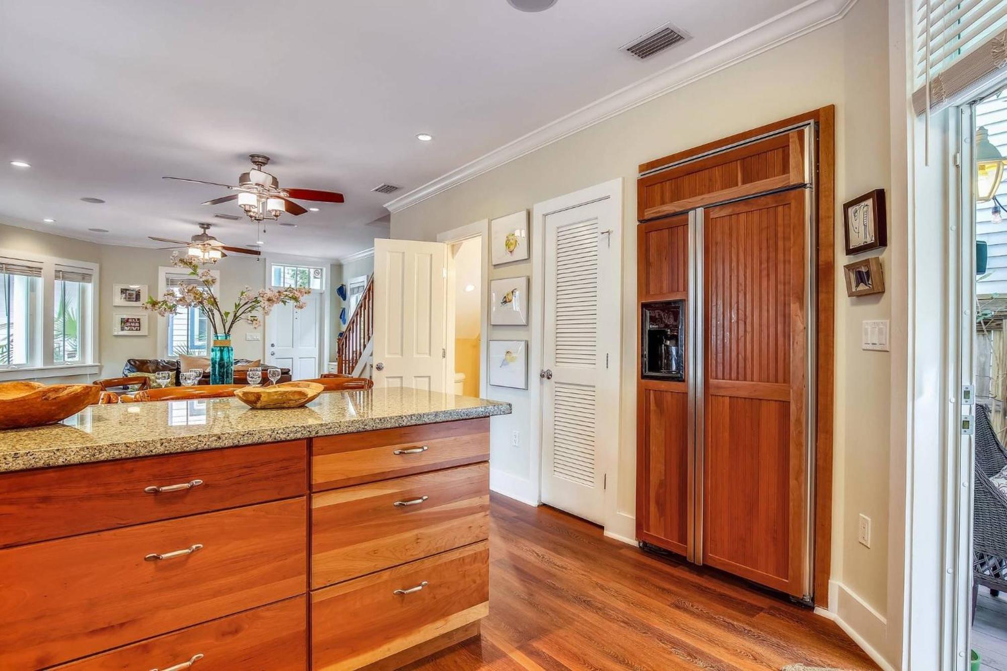 Ecco Domani By Avantstay Gorgeous W Pool Balcony In Great Location Month Long Only Holiday home Key West