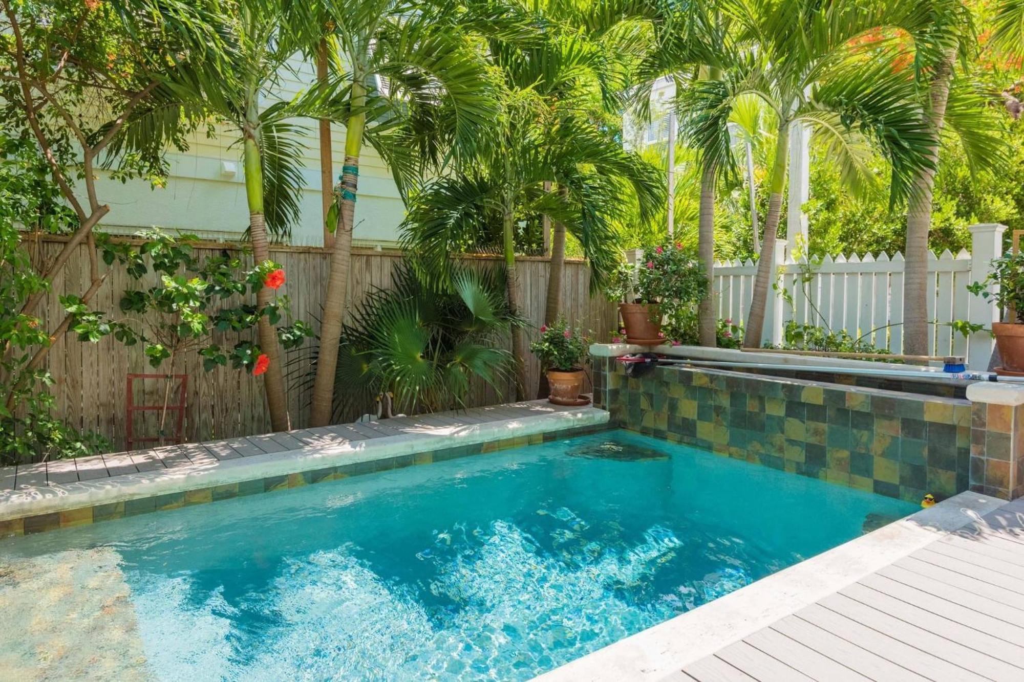 Holiday home Ecco Domani By Avantstay Gorgeous W Pool Balcony In Great Location Month Long Only *