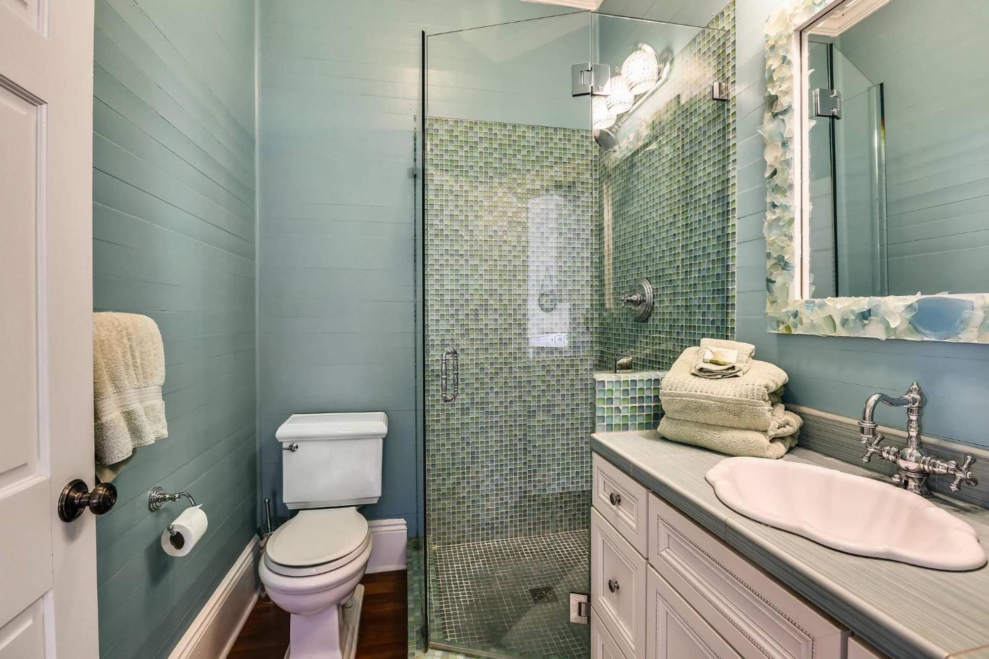 Lighthouse By Avantstay Walk To Southernmost Point W Private Pool Patio Month Long Holiday home