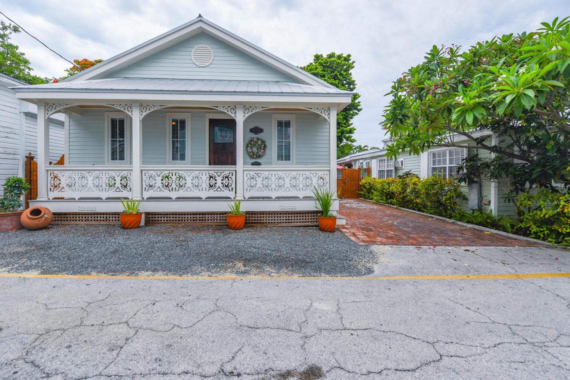Casa De Cubana - Monthly * Key West