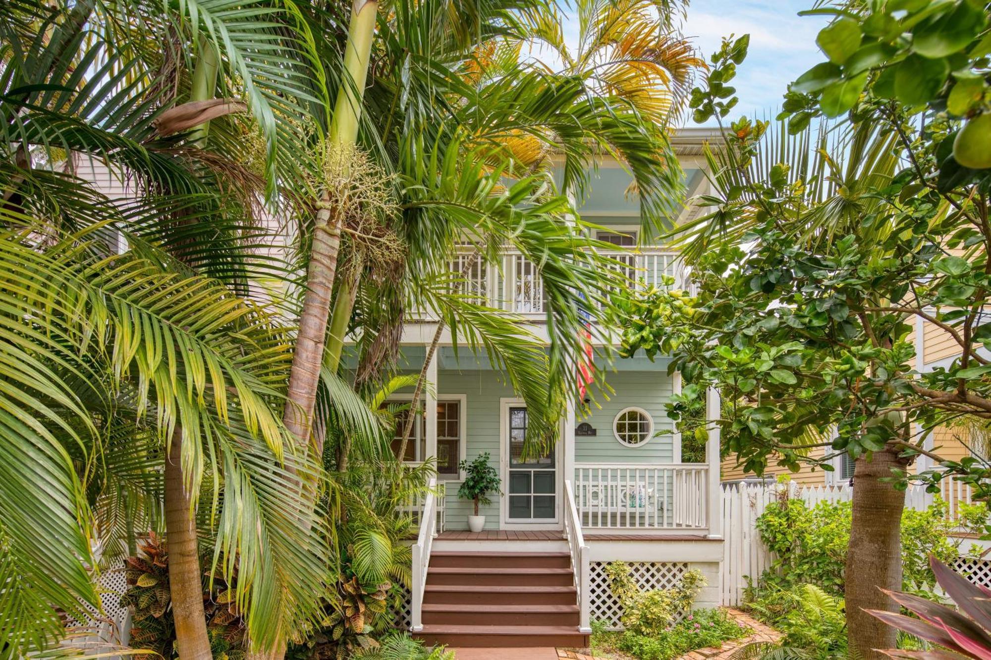 Holiday home Keys To Paradise By Avantstay Balcony Pool Golf Key West