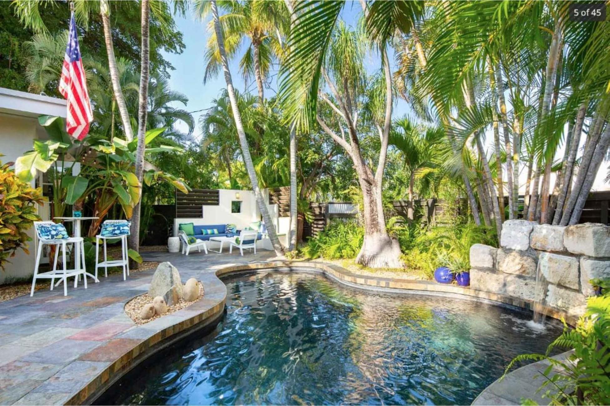 New Hidden Oasis- Waterfall Pool Close To Key West