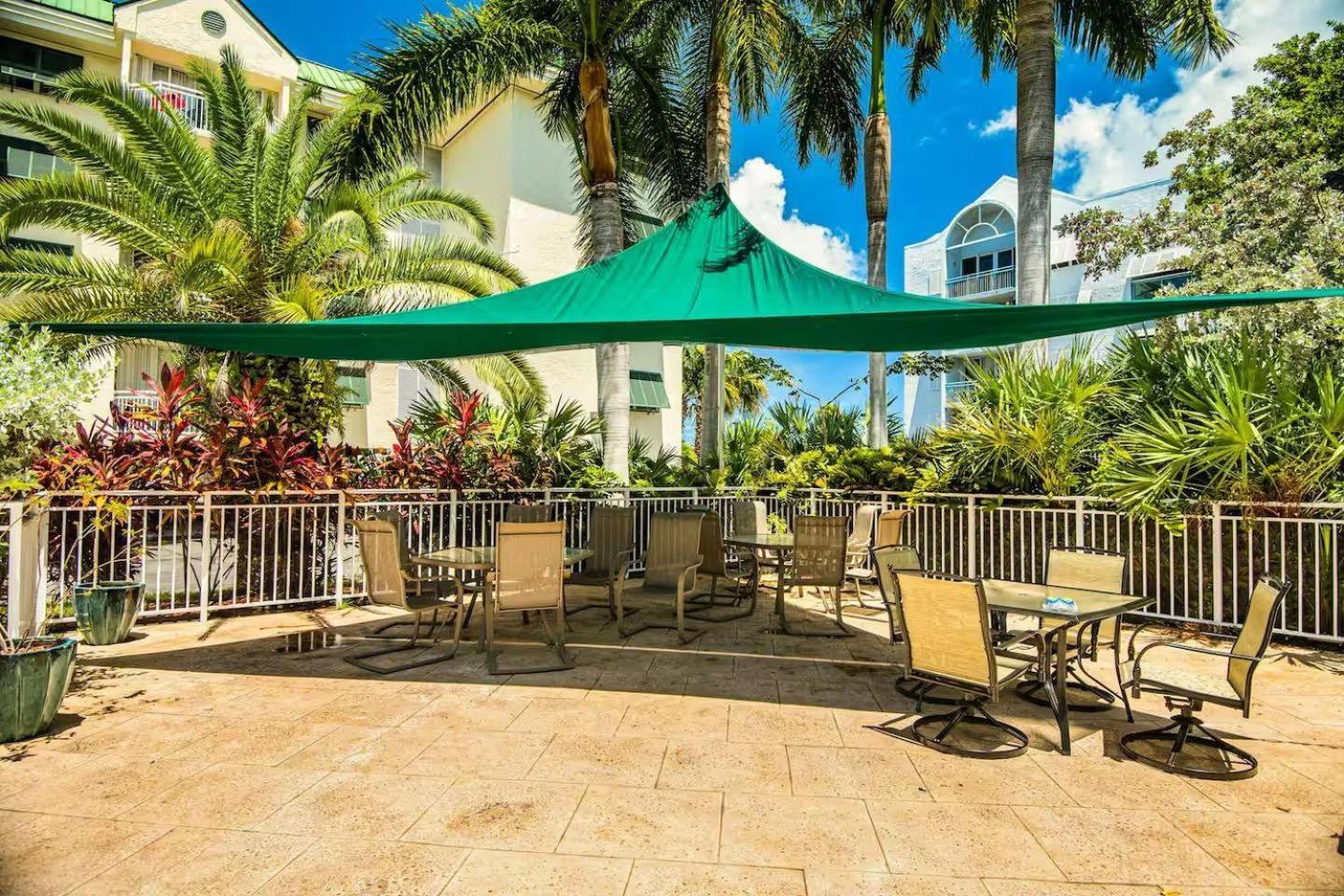 Cat Island - Sunrise Apartment Key West
