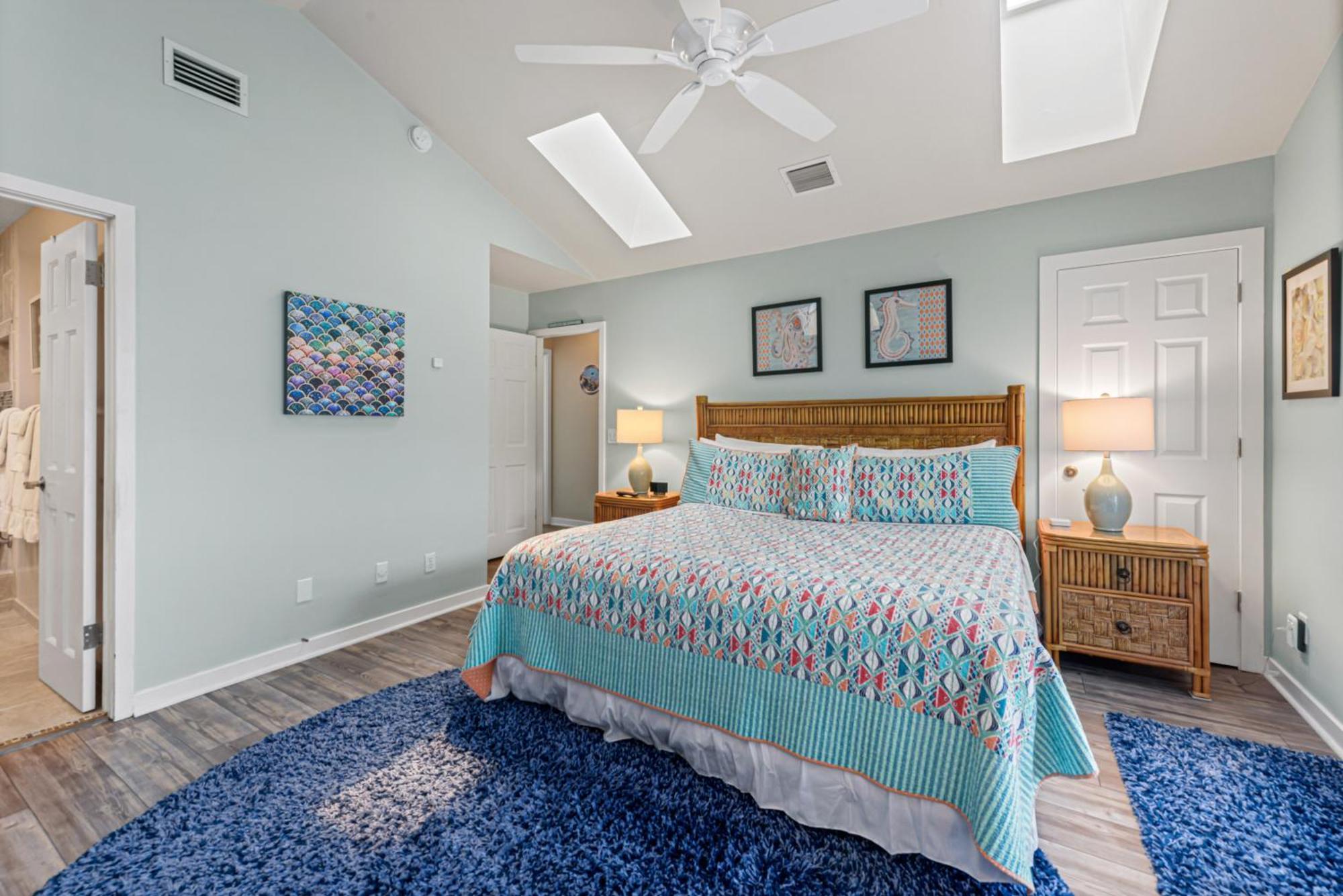 Paradise Place Duval Square Apartment