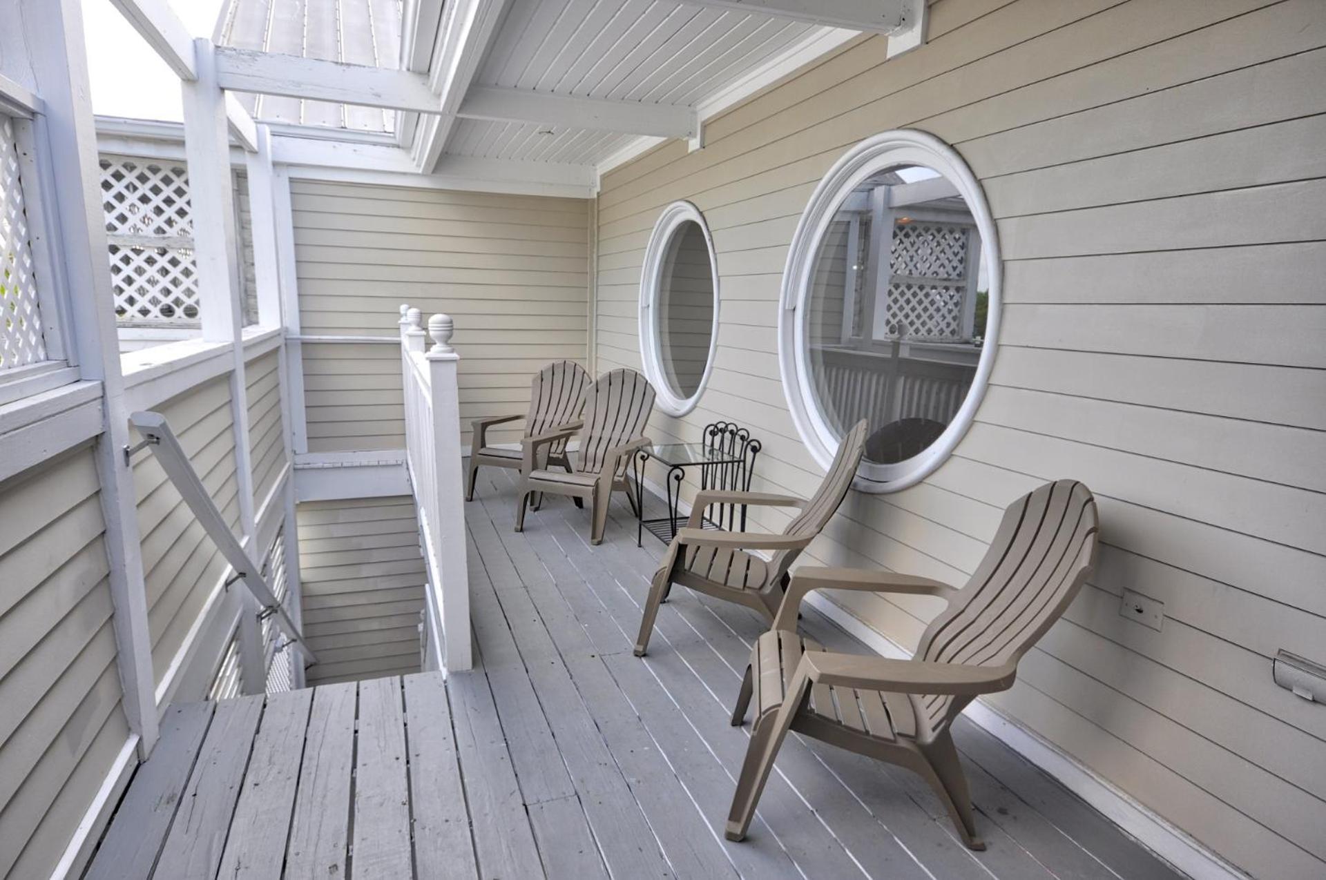 Duval Square Penthouse Key West