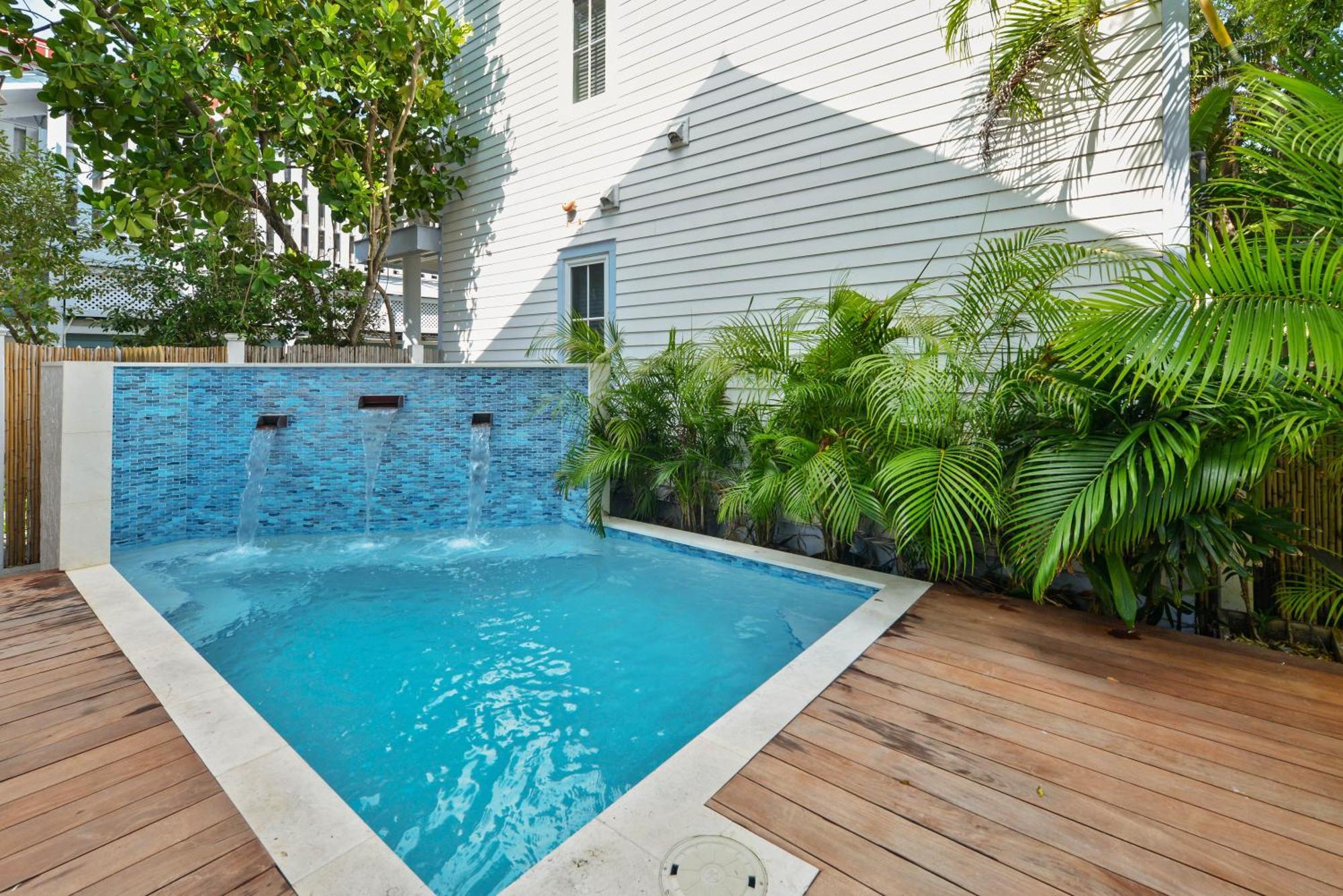 Absolutely Paradise Key West