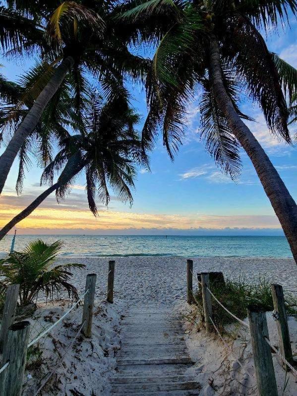 Apartment Hemingways Atlantic Retreat Key West