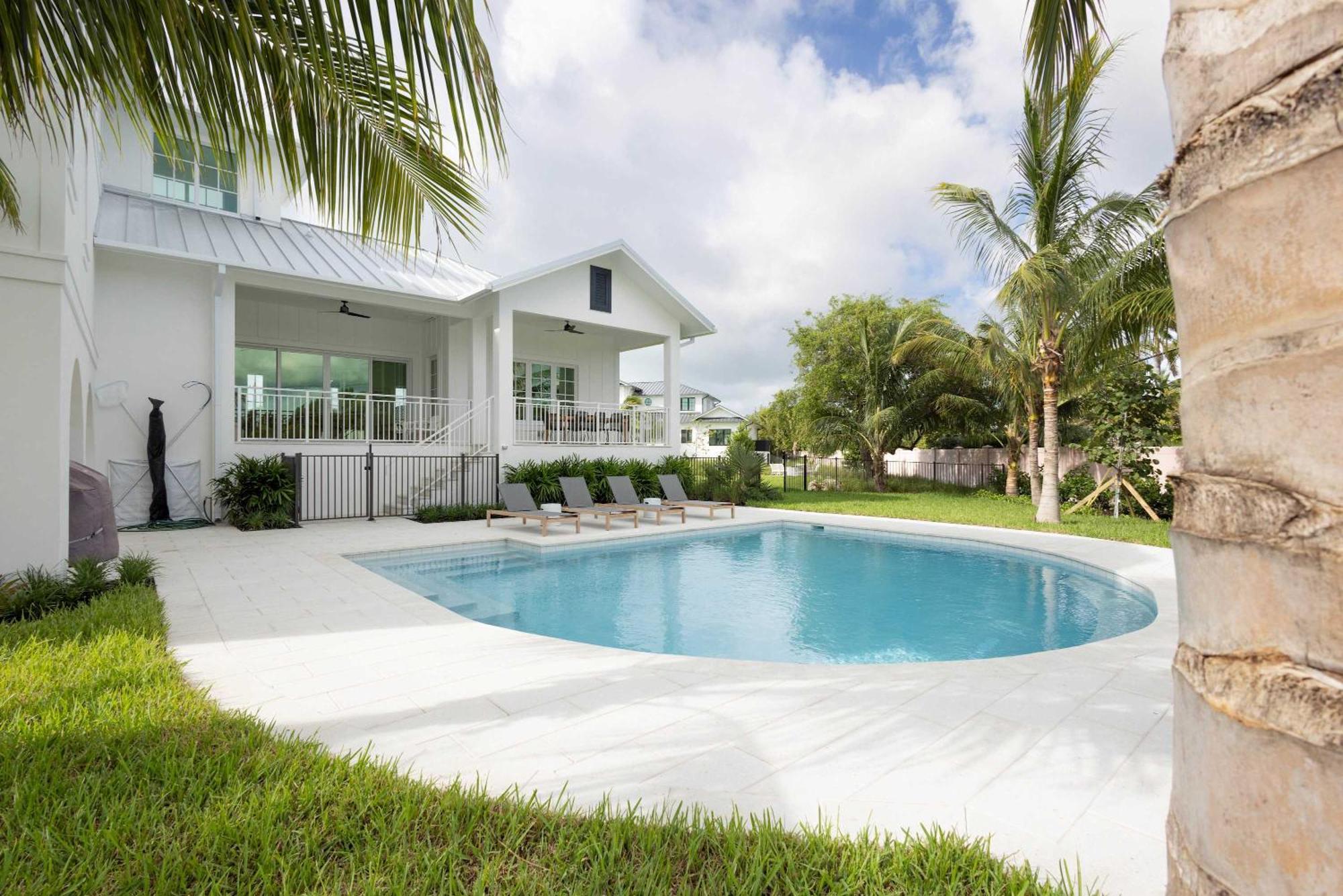 New Private Pool & Docking - Floralee House Holiday home