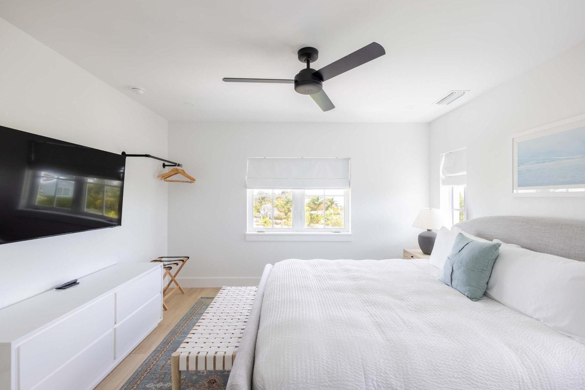 Brand New & Private Pool - Palmgale House Key West