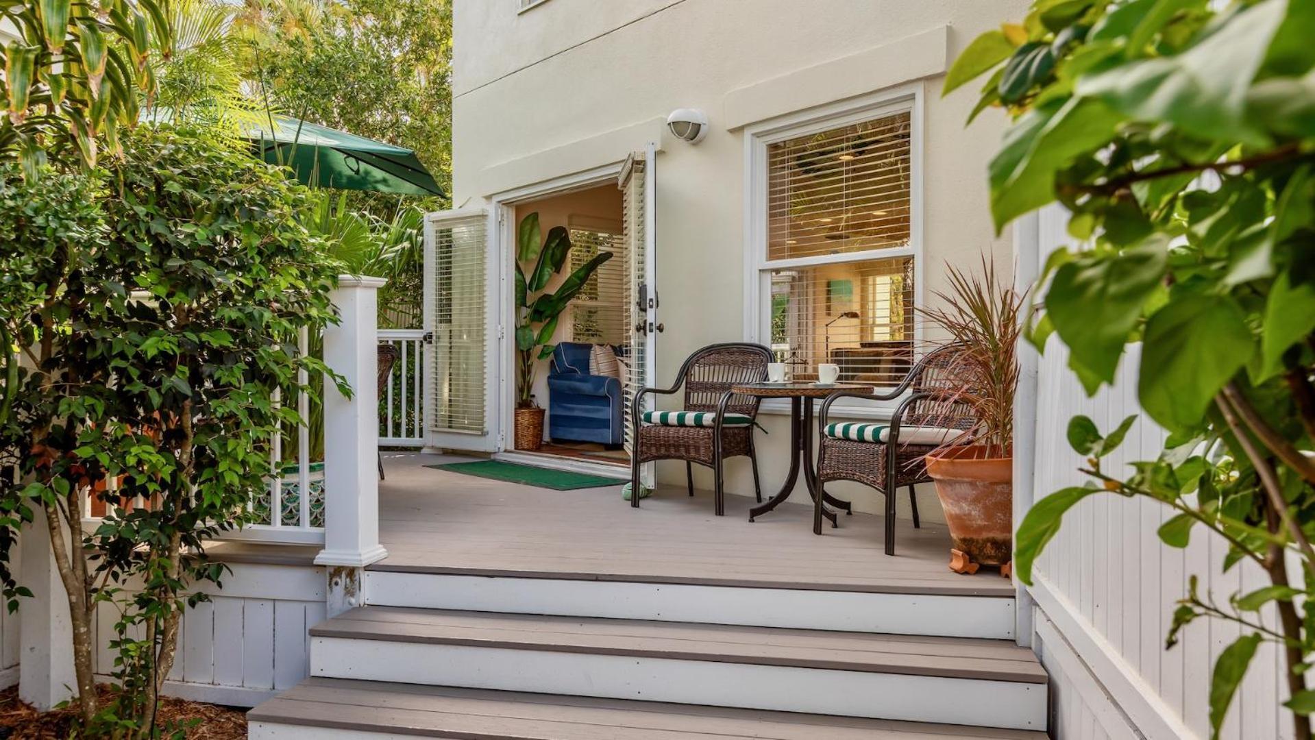 Banana Blossoms By Last Key Realty * Key West