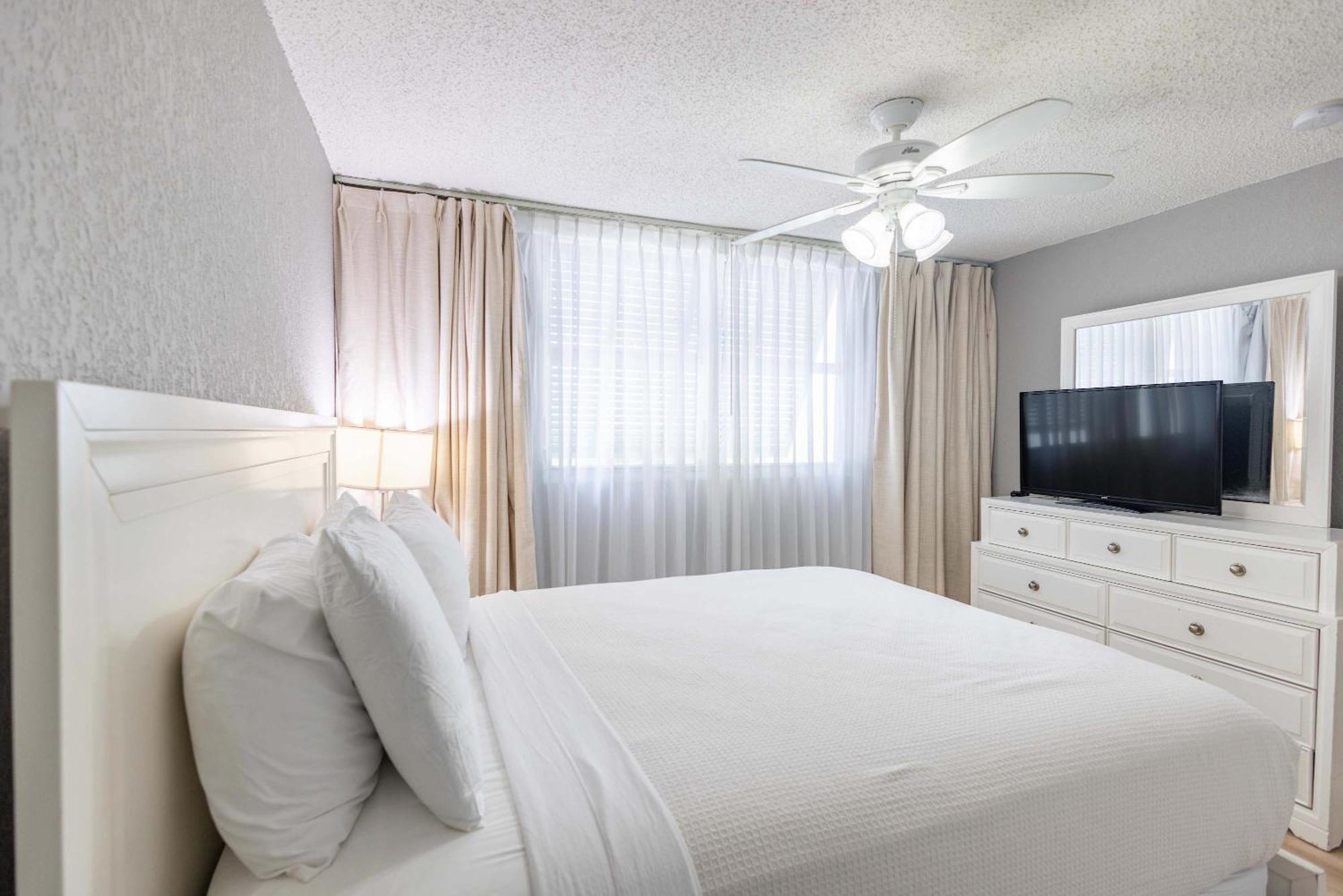 Holiday home The Grand Turk -sunset View & Pool Key West