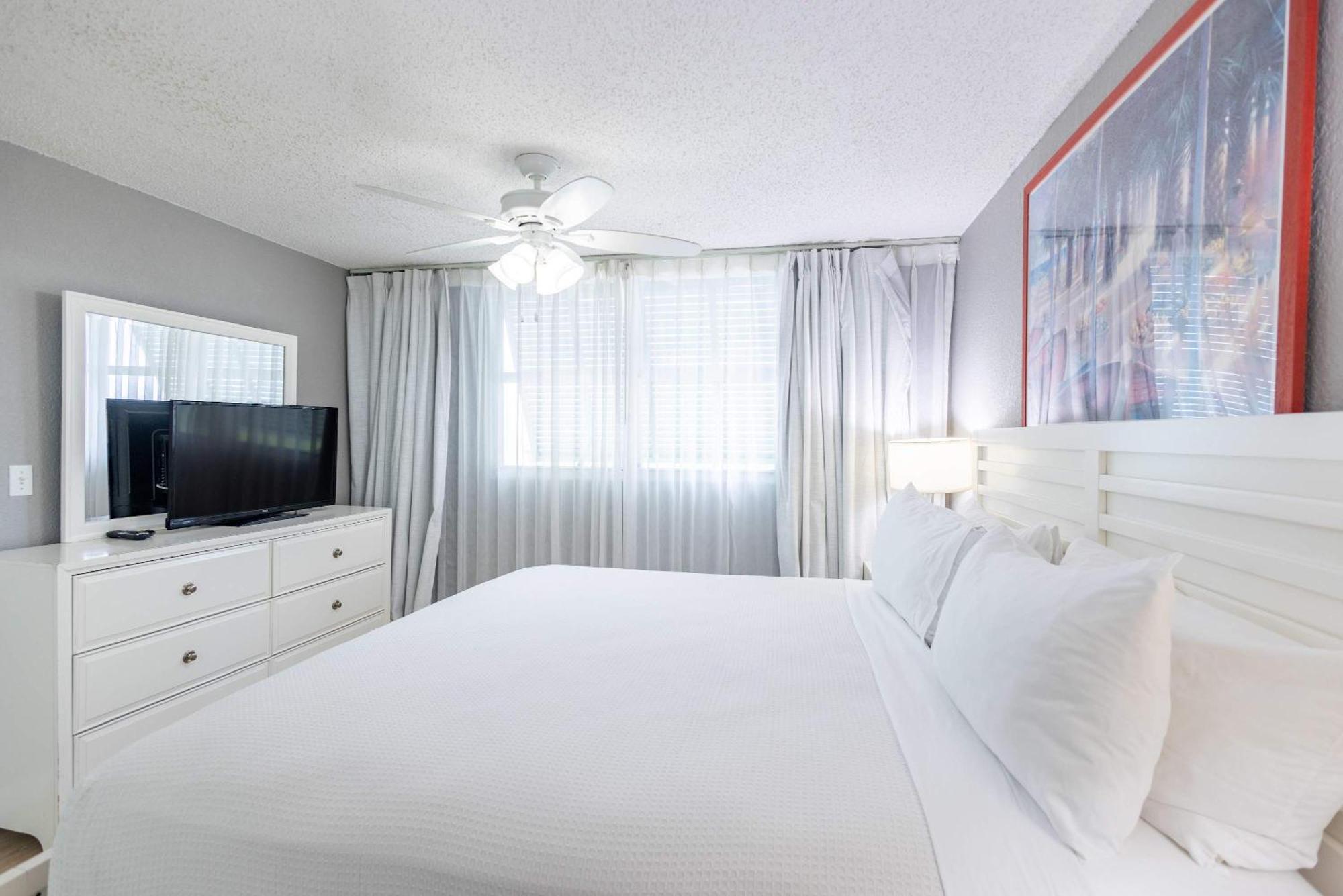Holiday home The Grand Turk -sunset View & Pool Key West