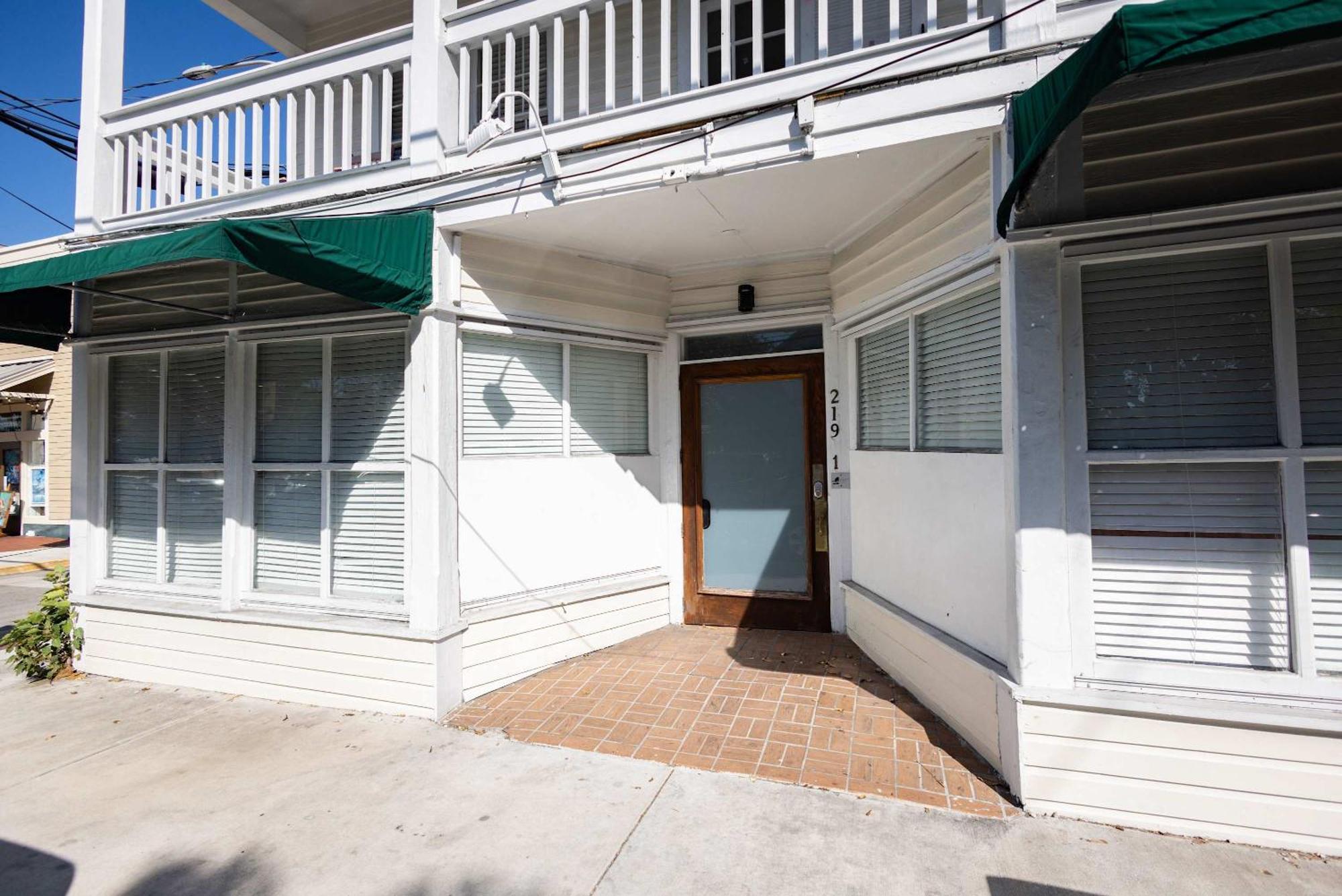 Commodore's Cove Key West