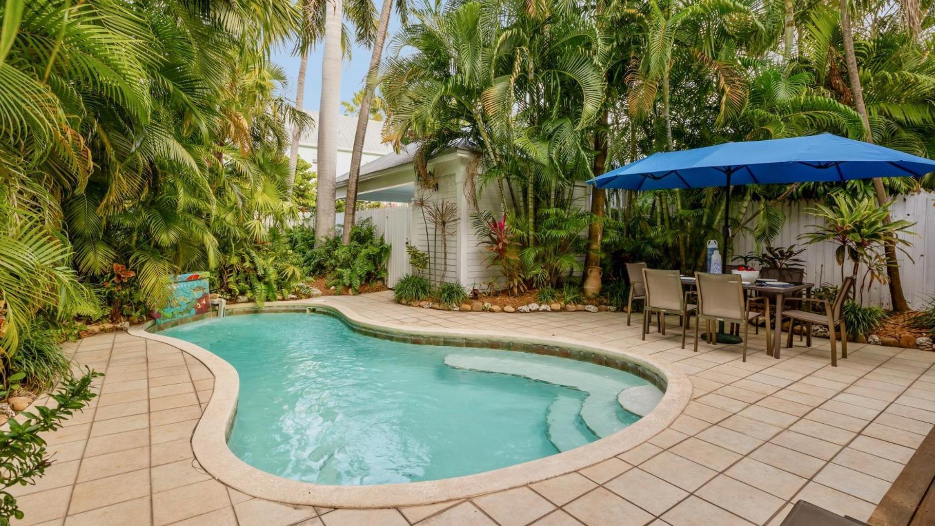 Bahamian Bamboo By Last Key Realty Holiday home *