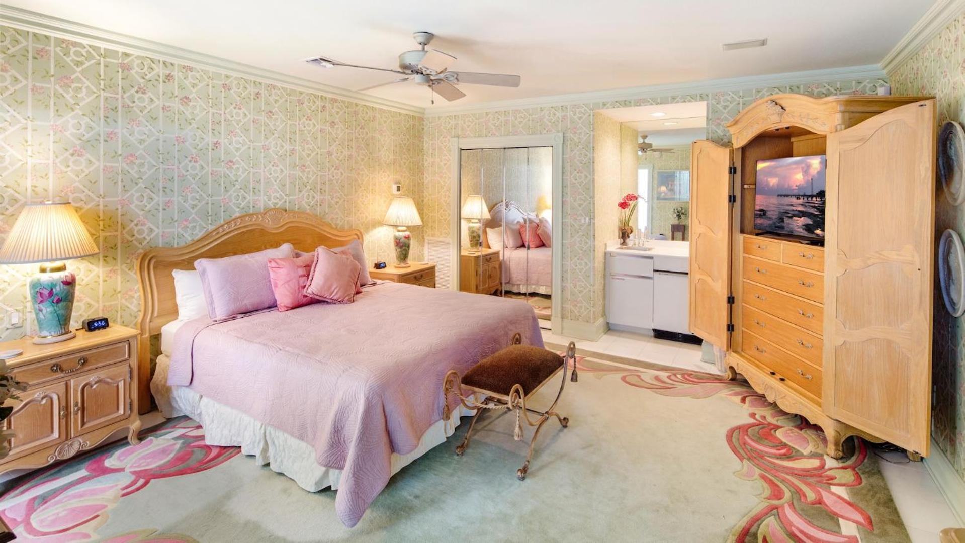 Grand Key Oasis By Last Key Realty *
