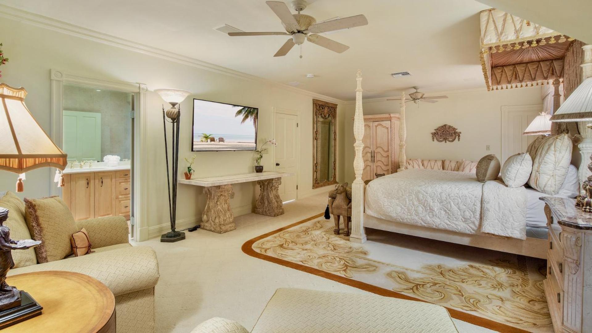 Grand Key Oasis By Last Key Realty *