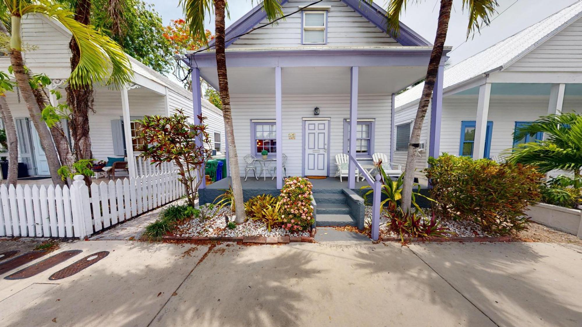 Lavender On White * Key West