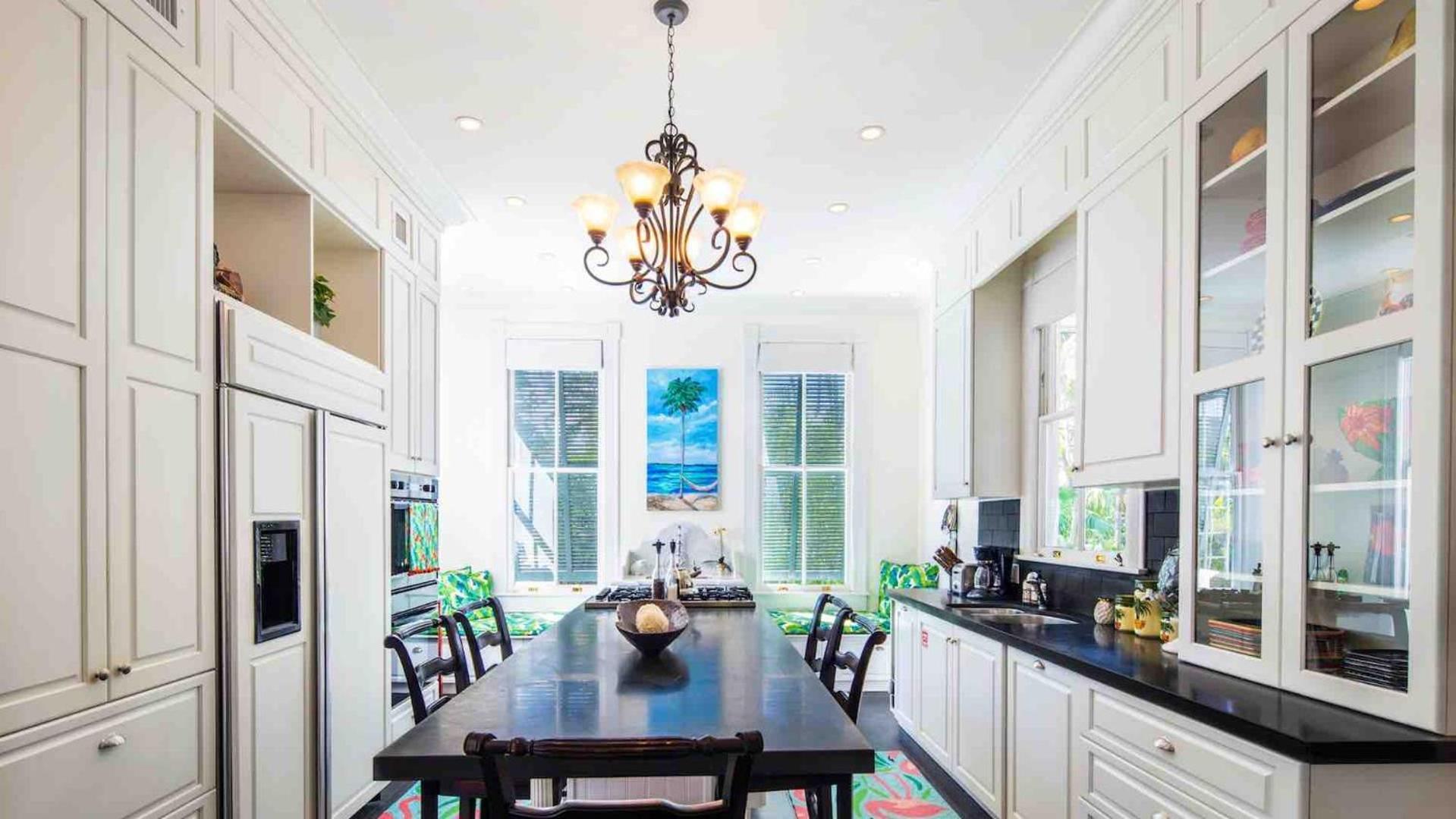 The Admirals Estate By Last Key Realty