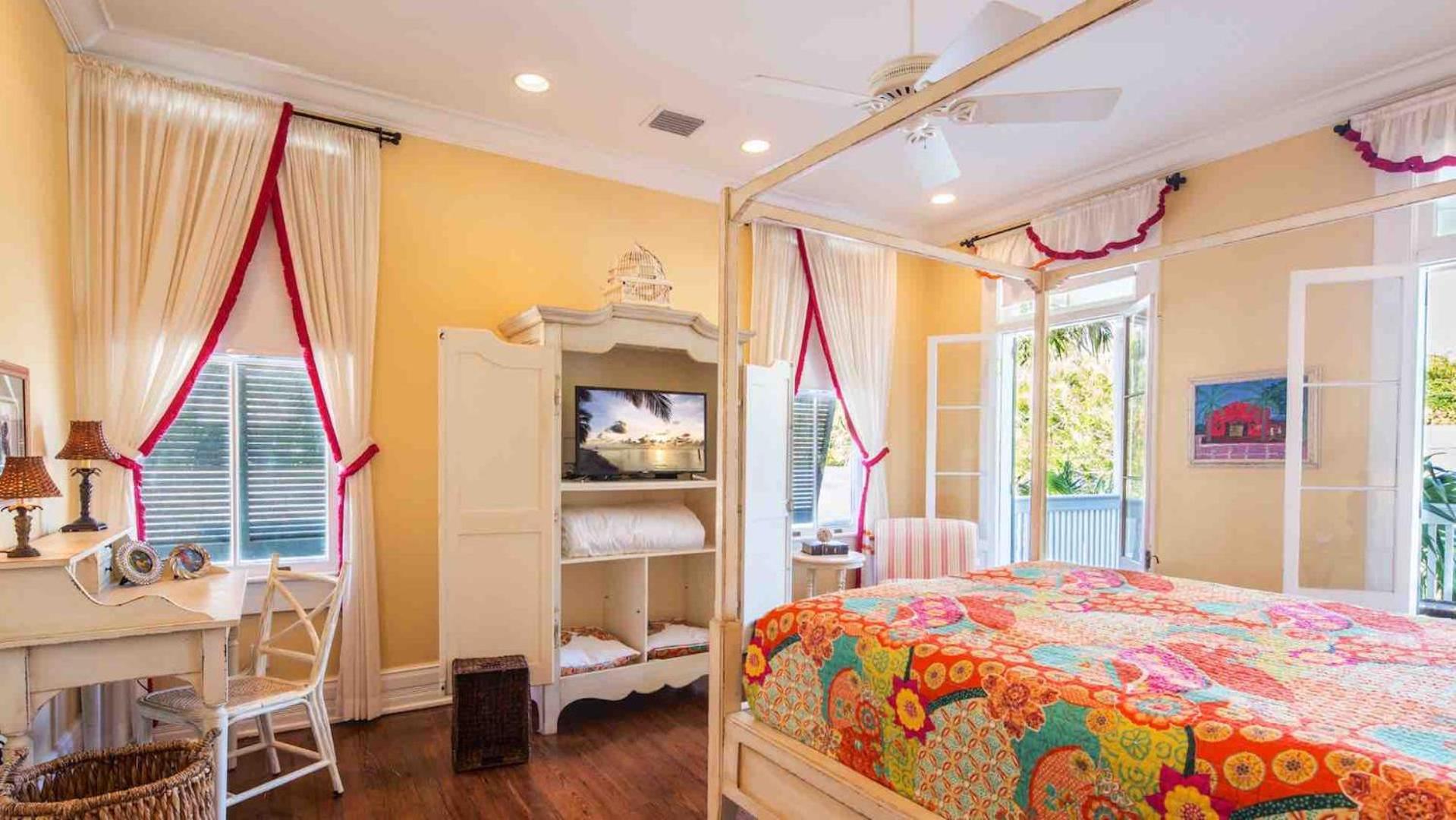 The Admirals Estate By Last Key Realty Holiday home
