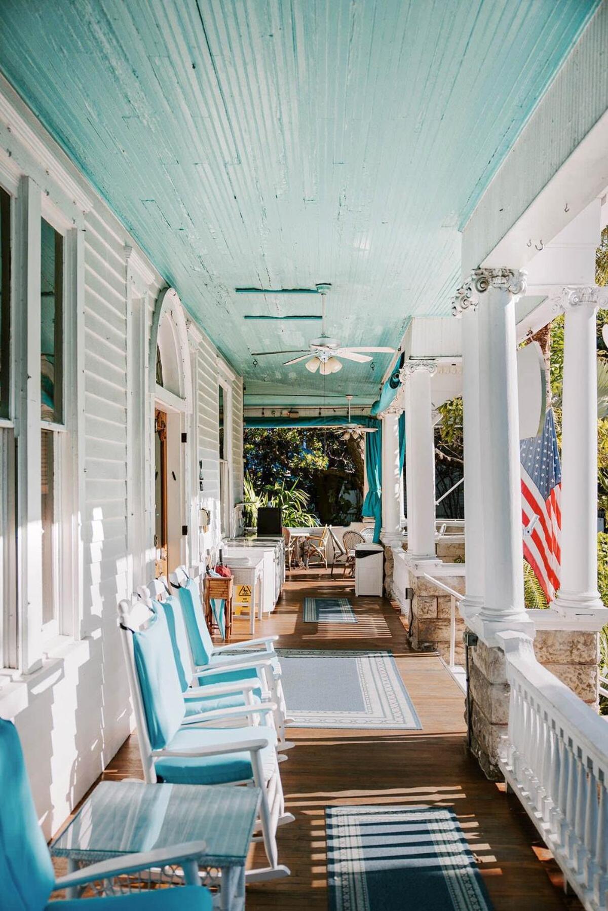 Classic King With Balcony At Curry Mansion * Key West
