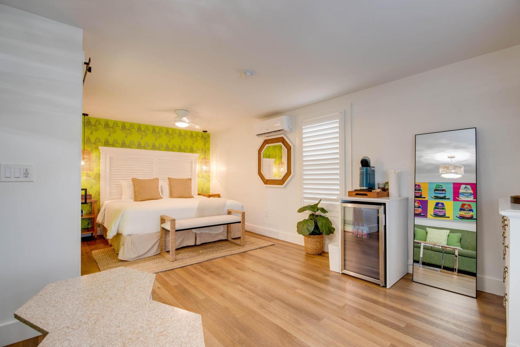 Custom House Inn All * Key West