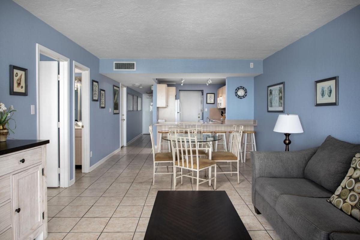 Dominica - New Waterfront Pool Dock 2 Bedroom 2 Bathroom Key West