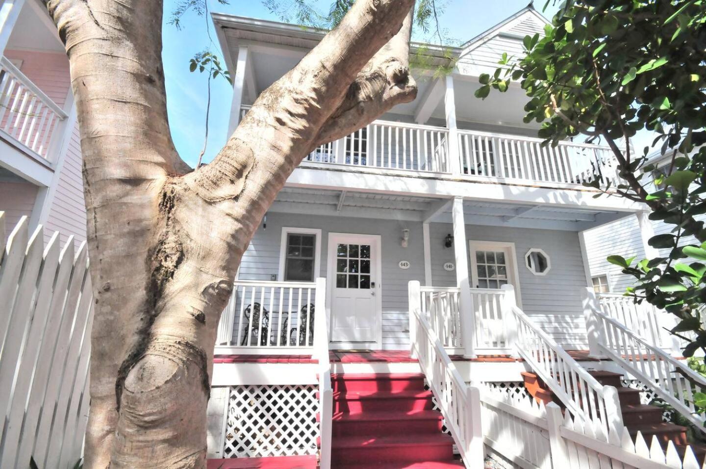 Joan's Caribbean Hideaway Holiday home *