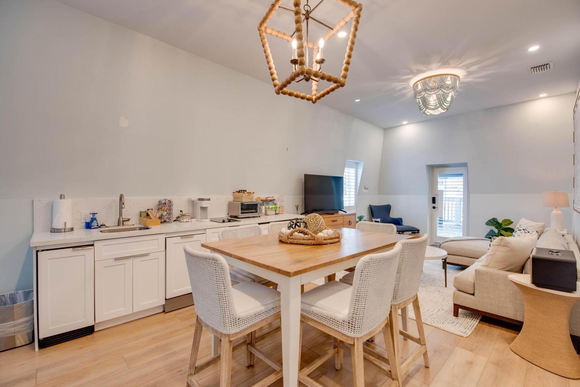 The Penthouse At Custom House Apartment Key West