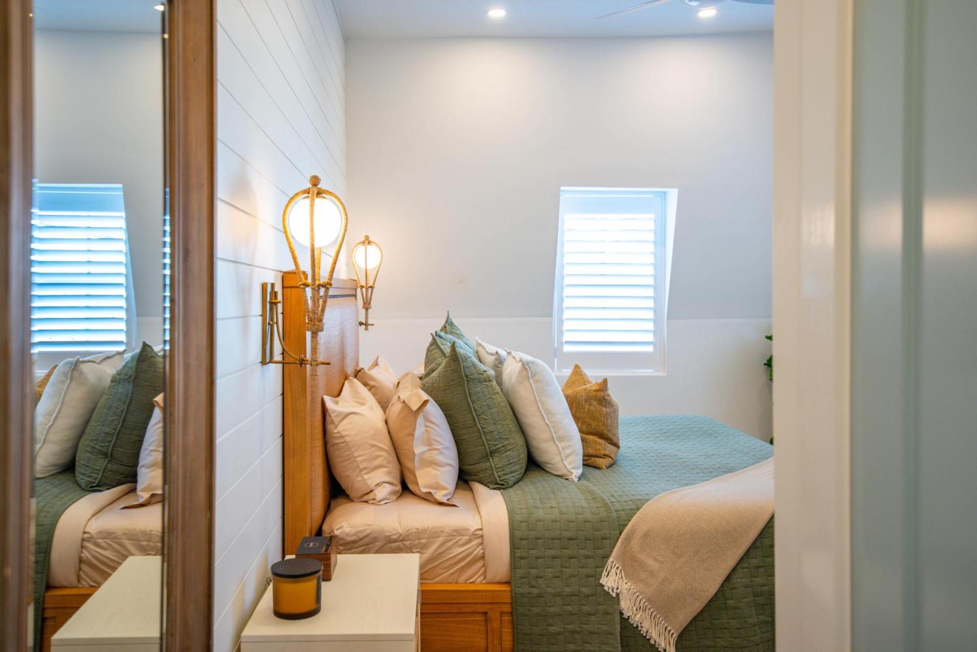 The Penthouse At Custom House Apartment Key West