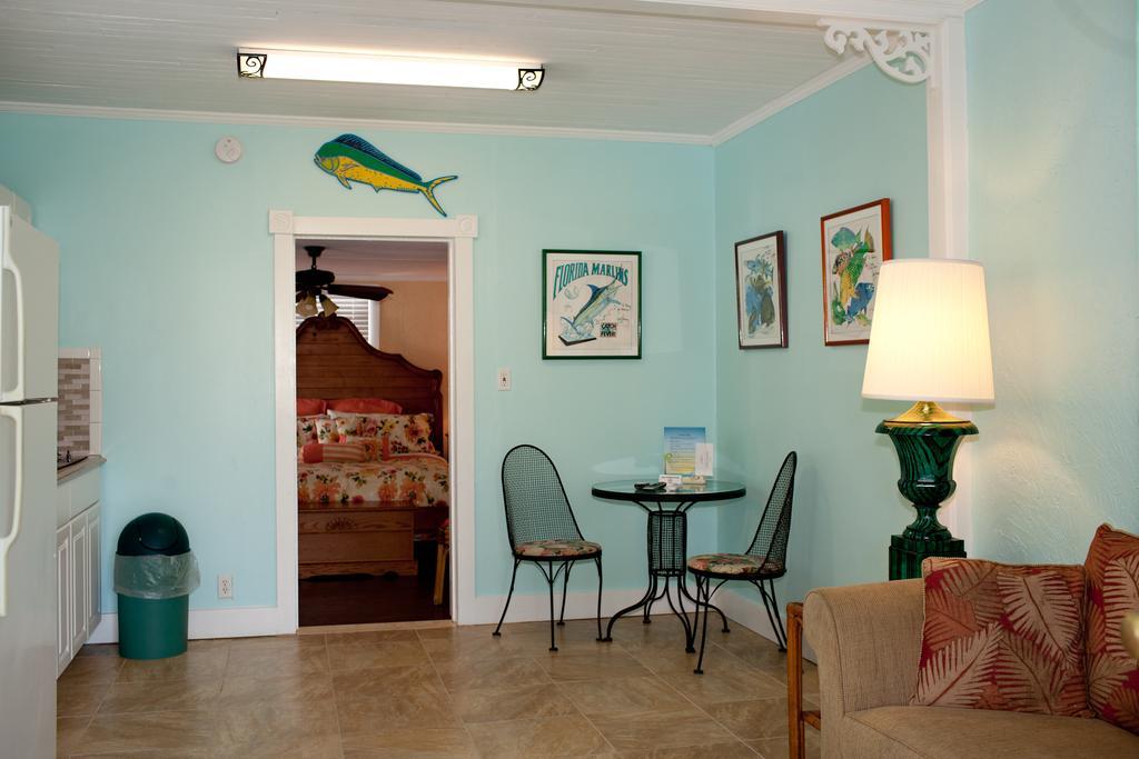Seaport Guest house 2*