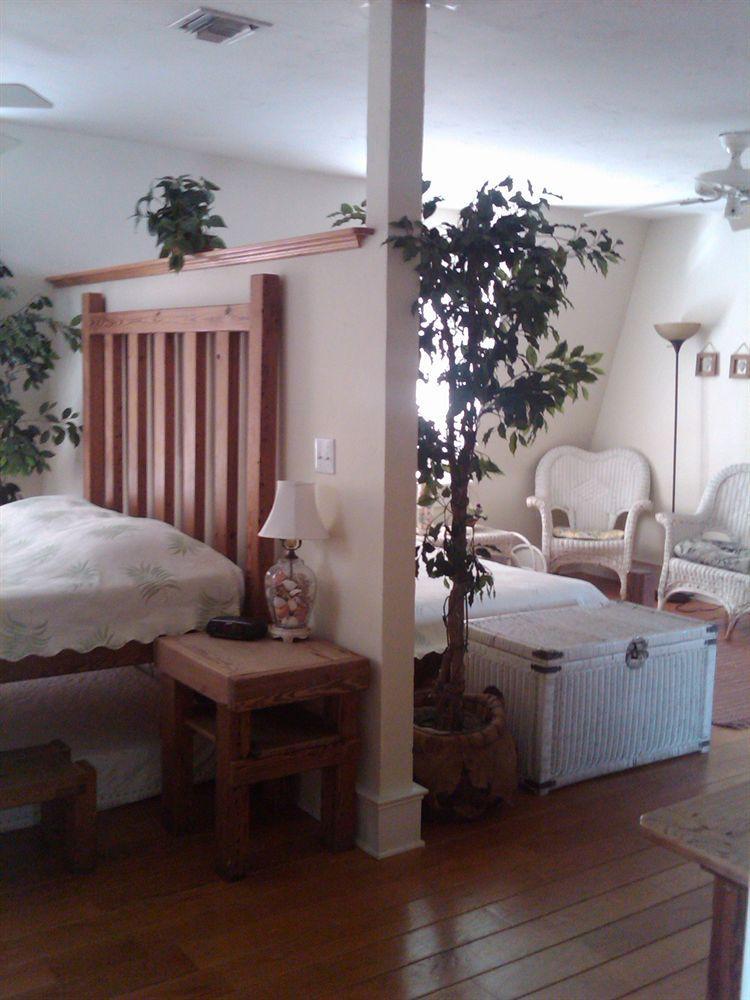 Hotel Old Customs House 2*
