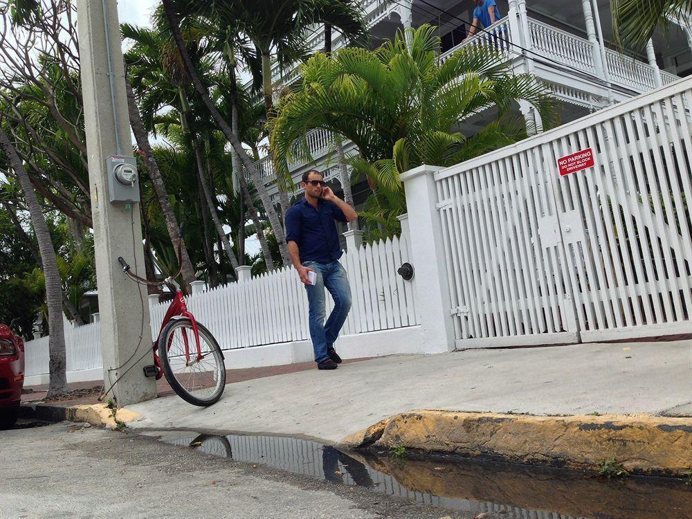Nyah - Adult Exclusive Key West