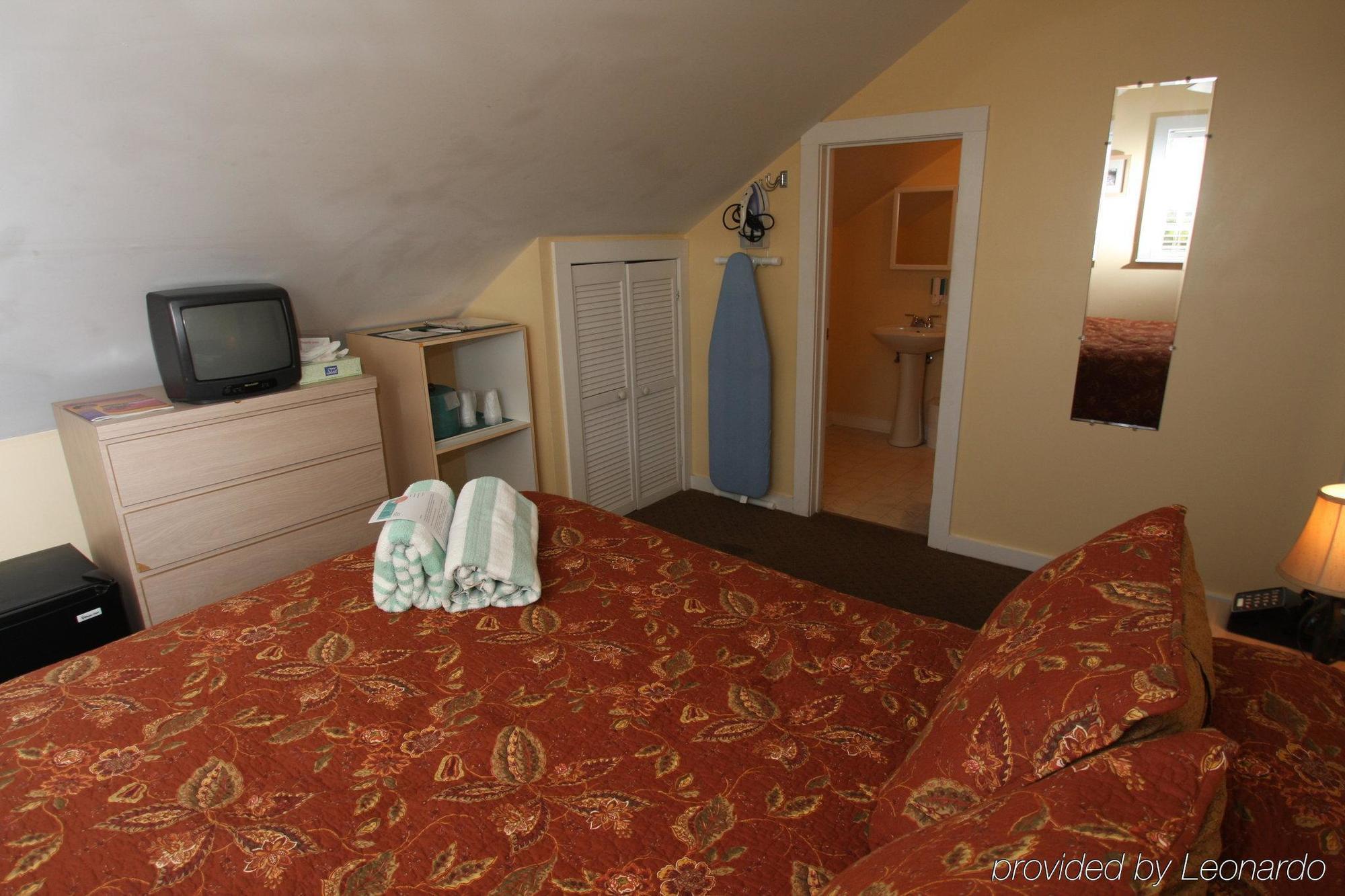Southernmost Adult Exclusive Inn