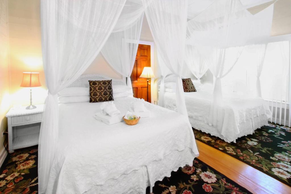 Avalon Bed And Breakfast (Adults Only) Bed & Breakfast 3*