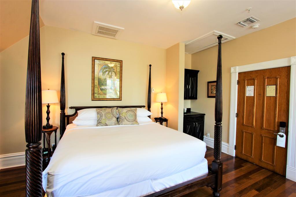 Southernmost House (adults Only)